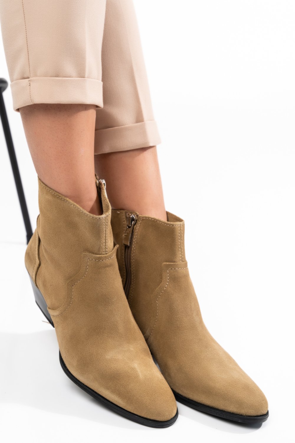 BOTINE KHAKI PIELE NATURALA INTOARSA ZS772155