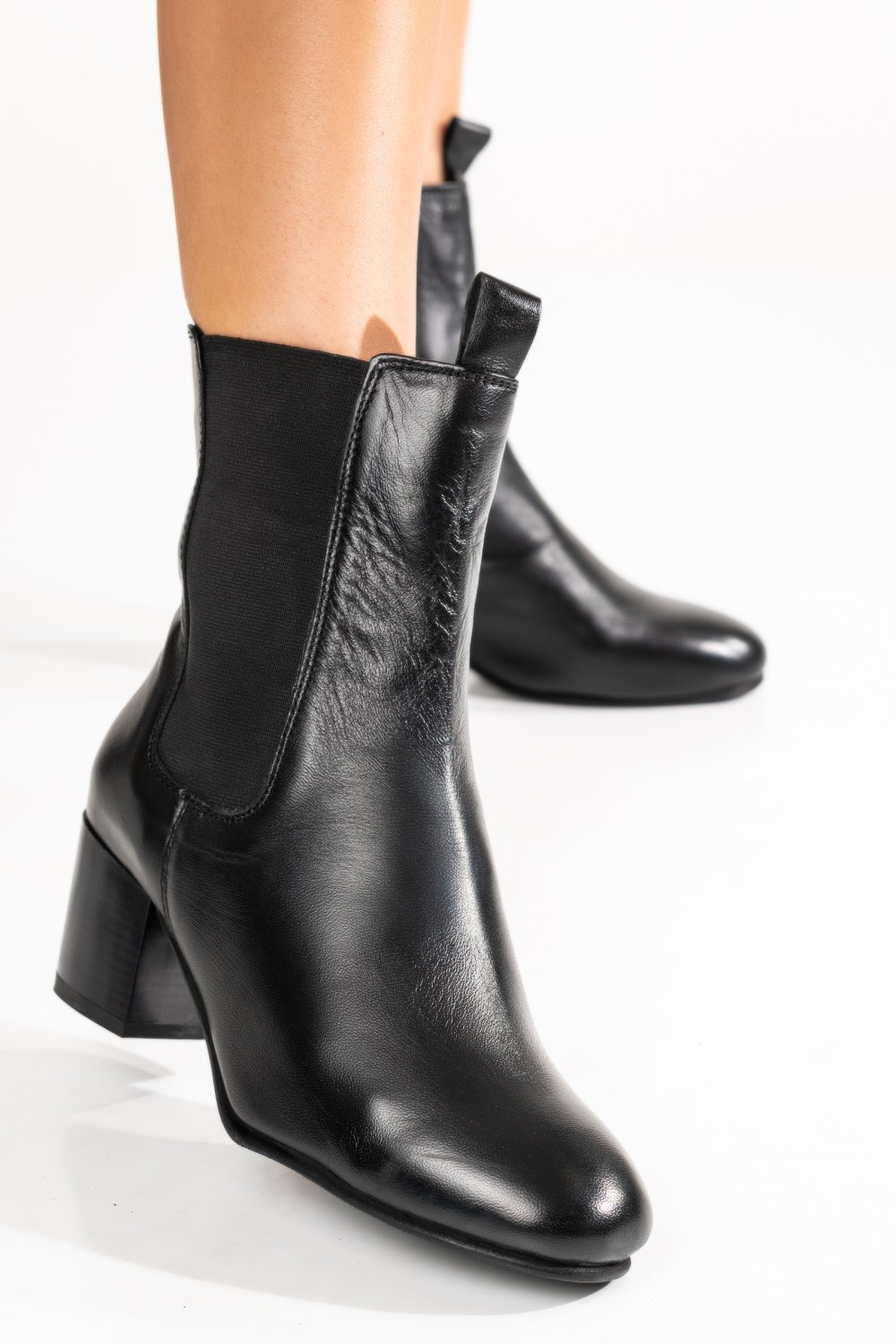 GHETE FEMEI PIELE NATURALA NEGRE 8S77585