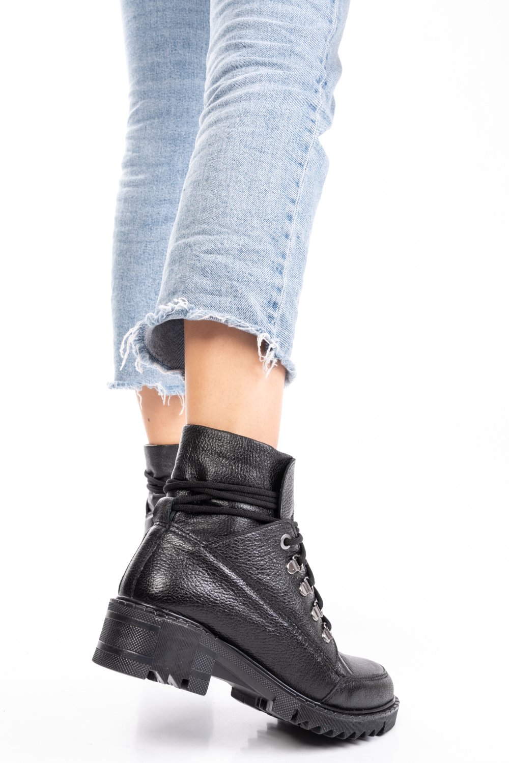 GHETE NEGRE PIELE NATURALA 6SP25011FB