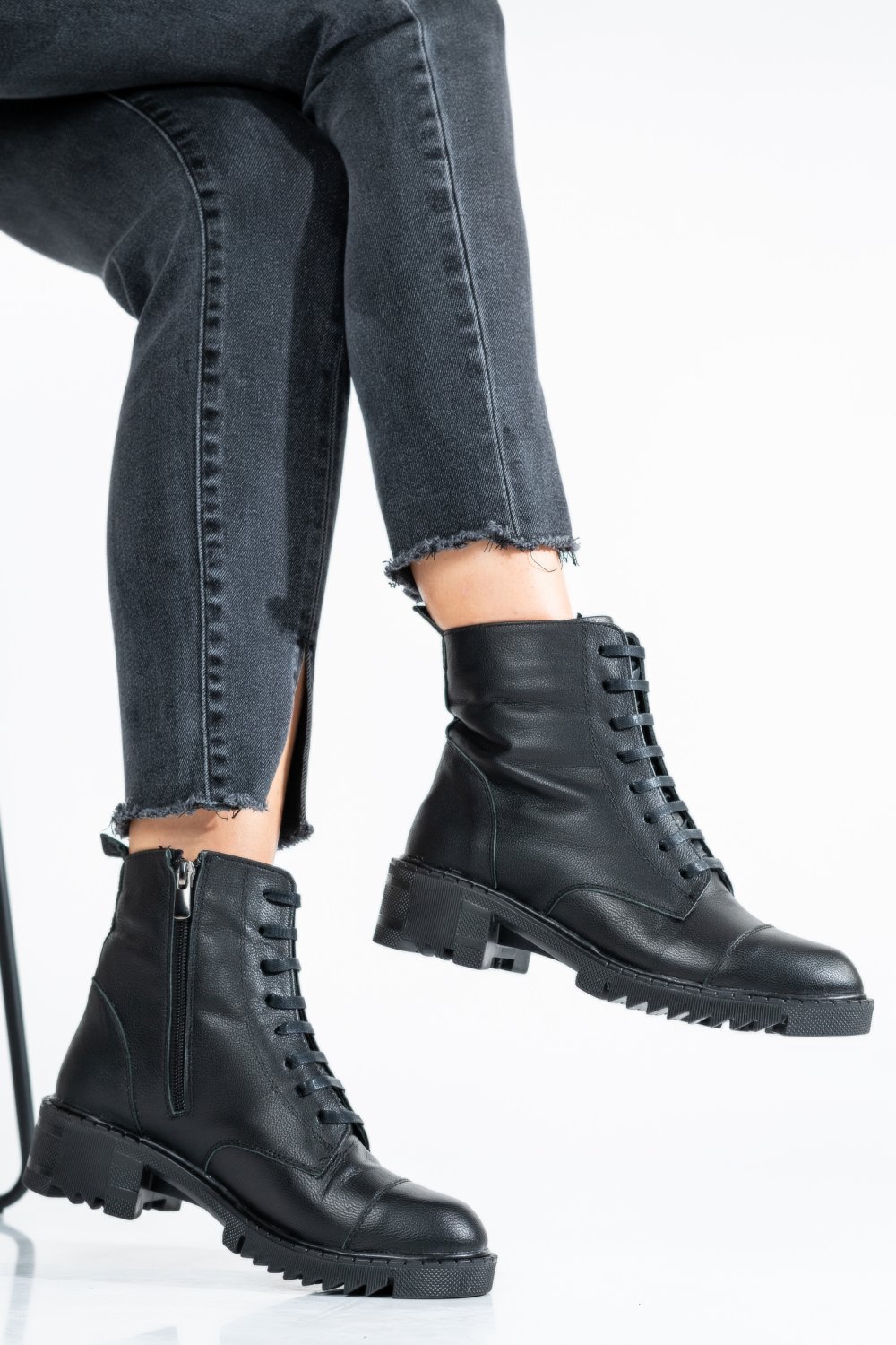 GHETE NEGRE PIELE NATURALA OS77YO004