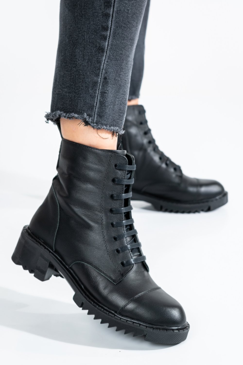 GHETE NEGRE PIELE NATURALA OS77YO004