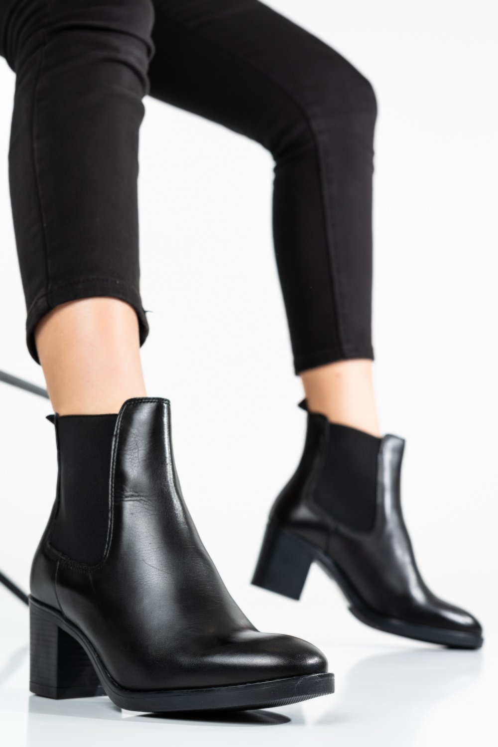 BOTINE DAMA PIELE NATURALA NEGRE 0S778226VI