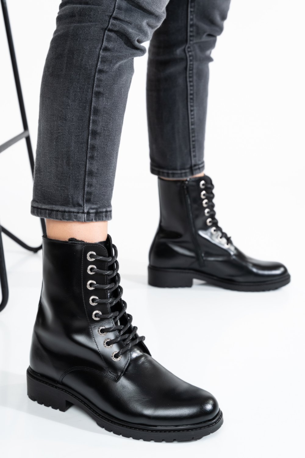 GHETE NEGRE PIELE NATURALA 1PC25-A