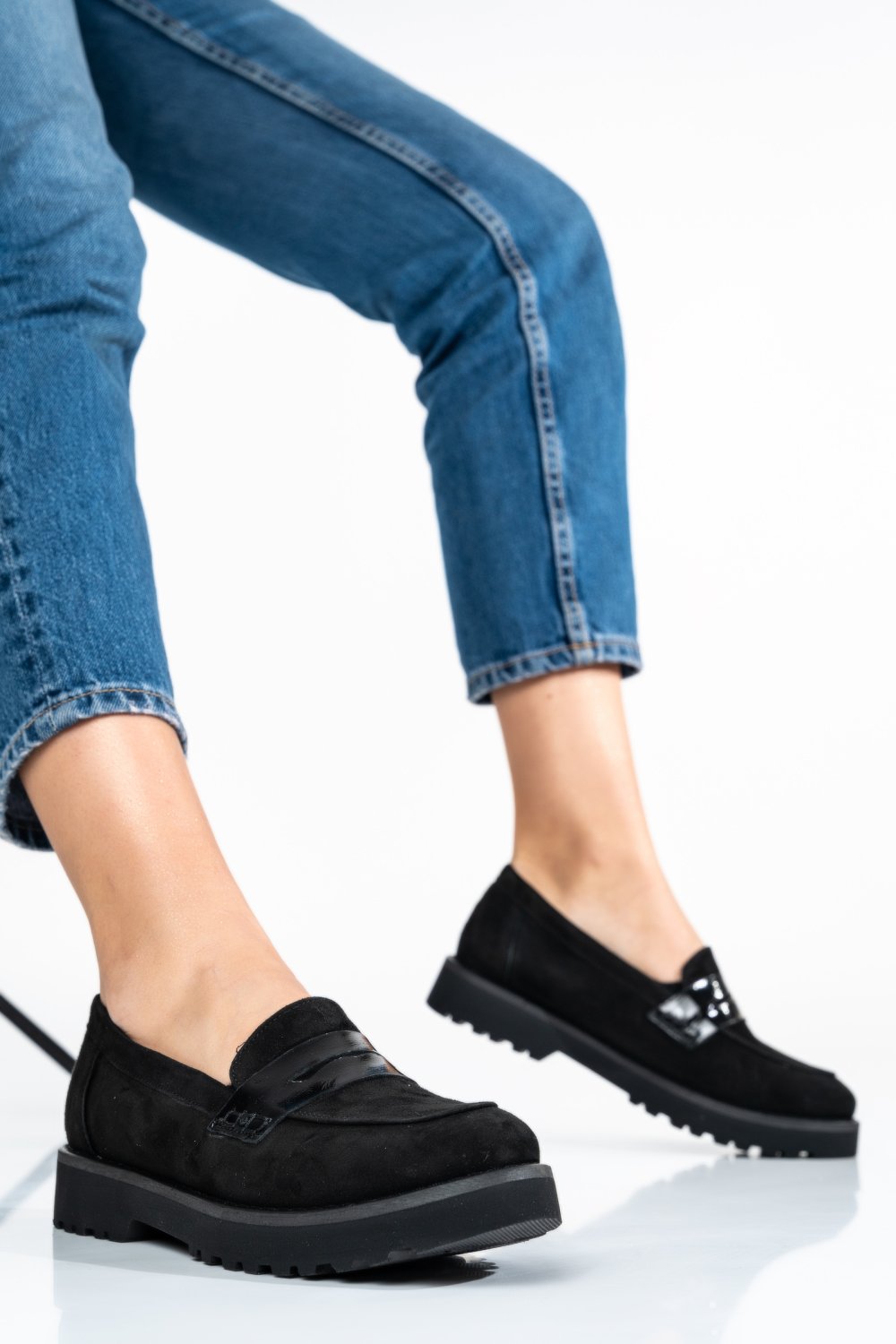 PANTOFI NEGRI PIELE NATURALA INTOARSA 2PC21648