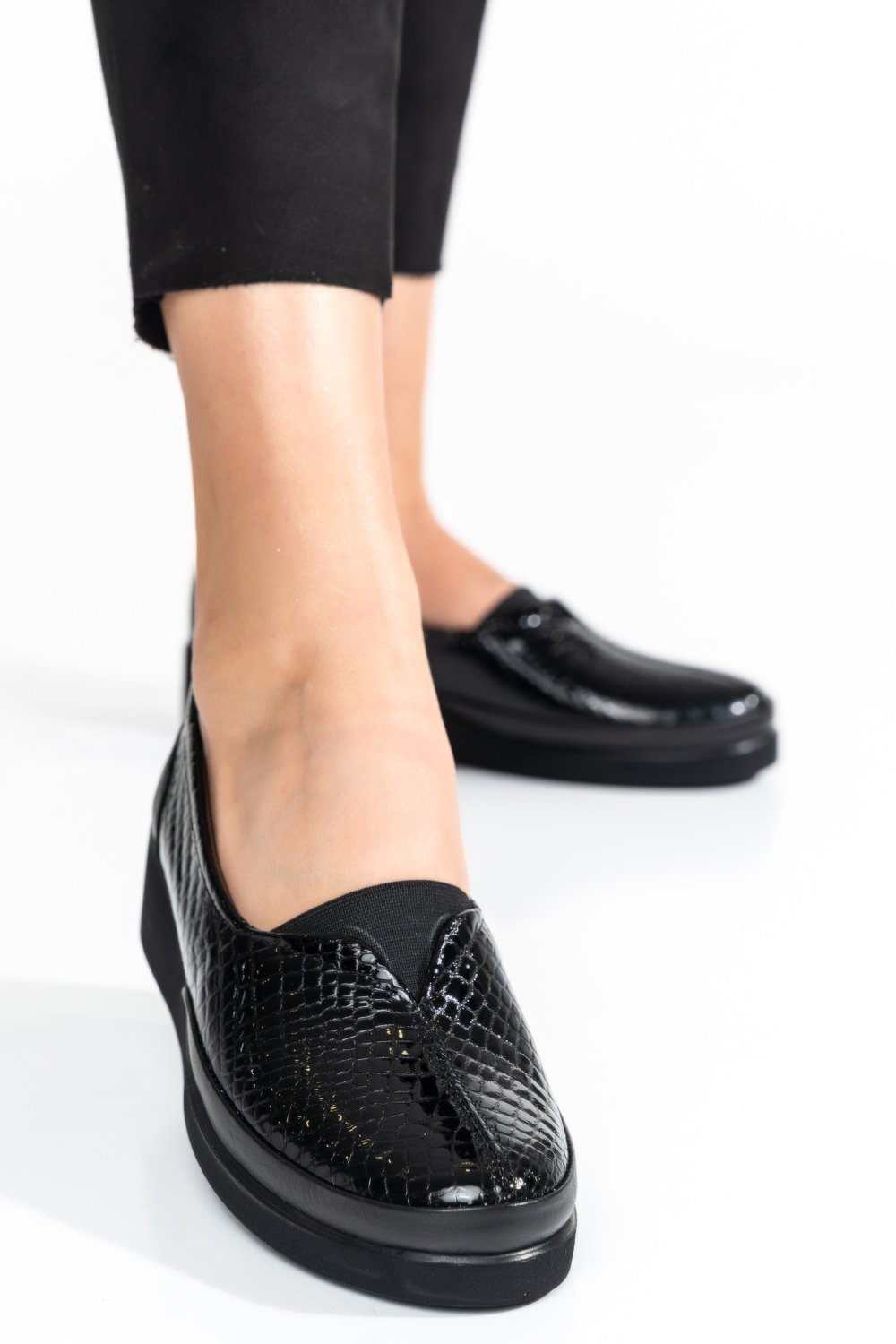 PANTOFI NEGRI PIELE NATURALA 1PC57