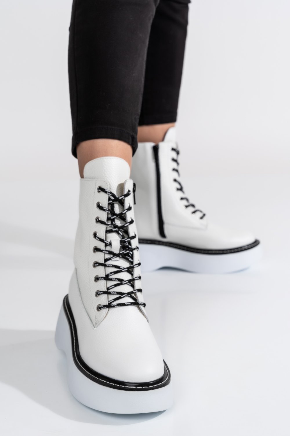 GHETE DAMA ALBE PIELE NATURALA ALBE 2S77275B