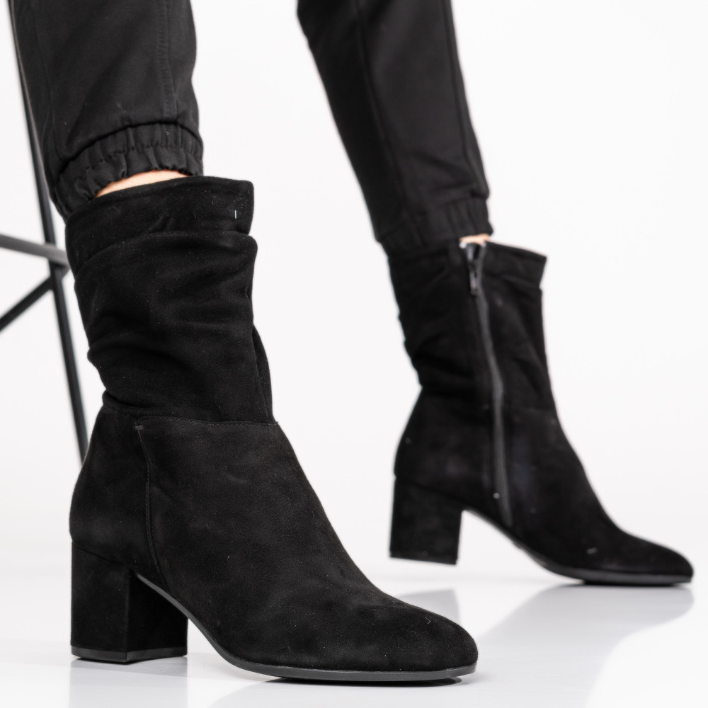 GHETE NEGRE PIELE NATURALA INTOARSA 4S776466