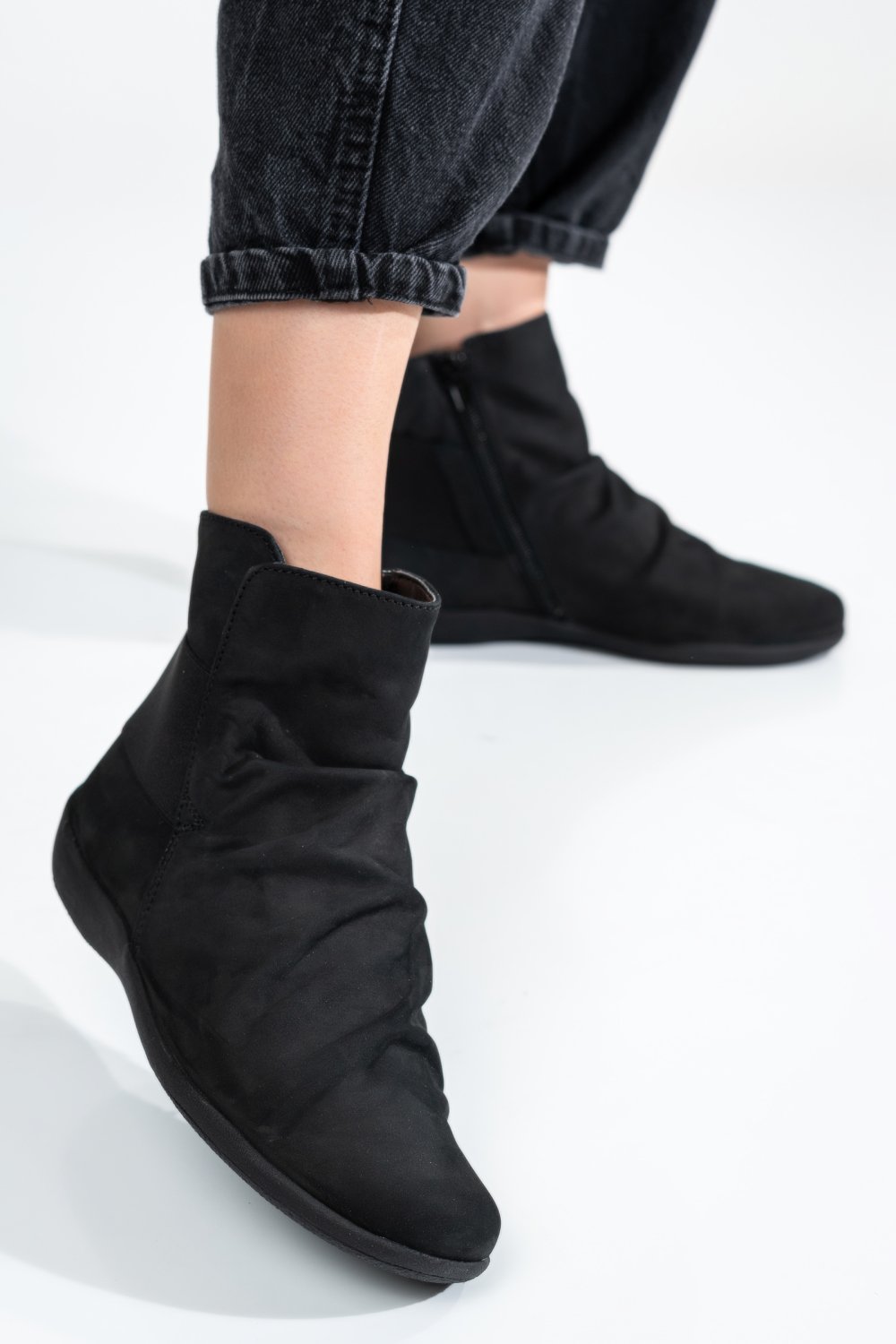 GHETE NEGRE PIELE NATURALA D152910