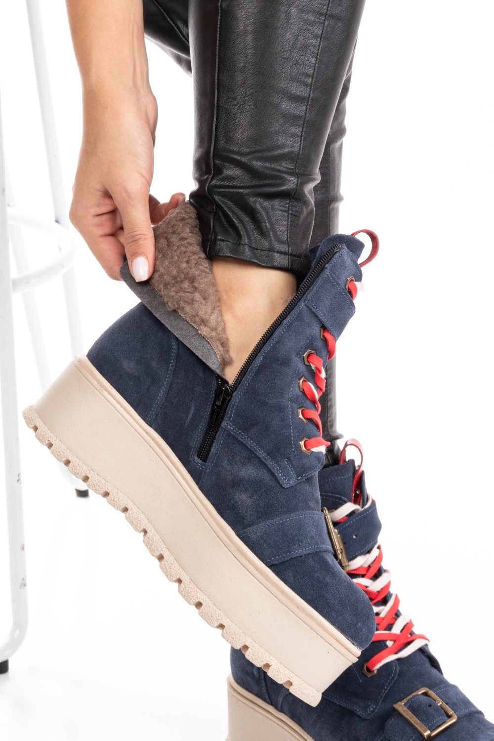 GHETE DAMA IMBLANITE PIELE NATURALA INTOARSA NAVY 3S7700