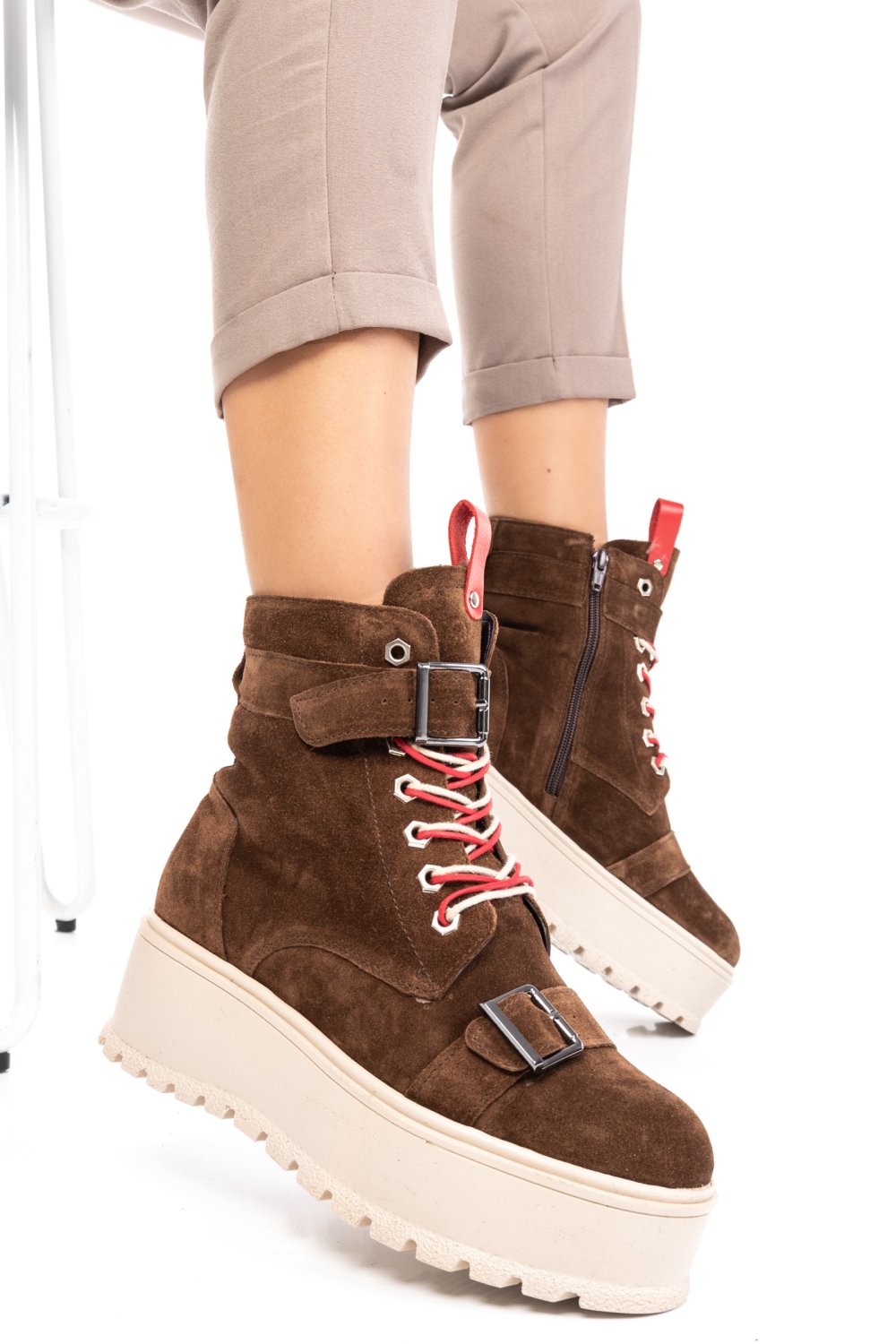 GHETE BROWN PIELE NATURALA INTOARSA 3S7700