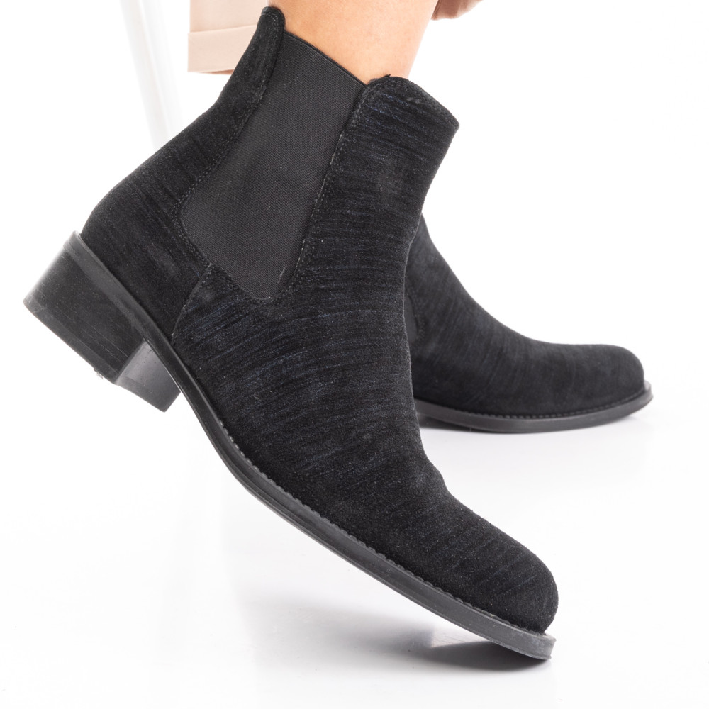 GHETE BLEUMARIN PIELE NATURALA INTOARSA 7S77220