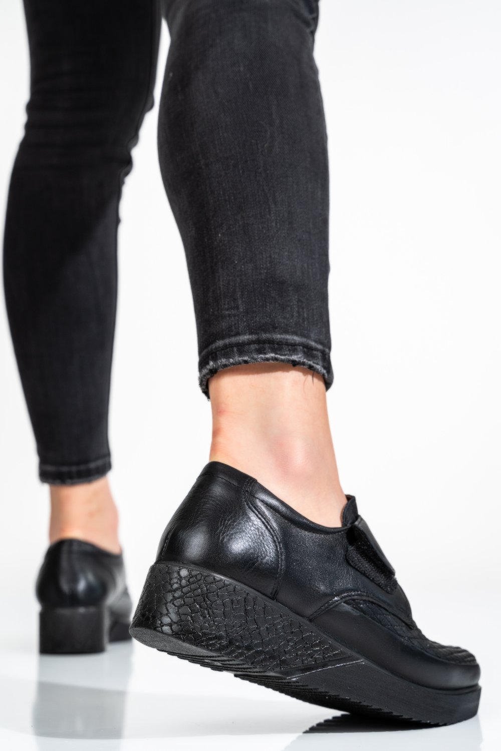 PANTOFI SPORT NEGRI PIELE NATURLA 6PC26