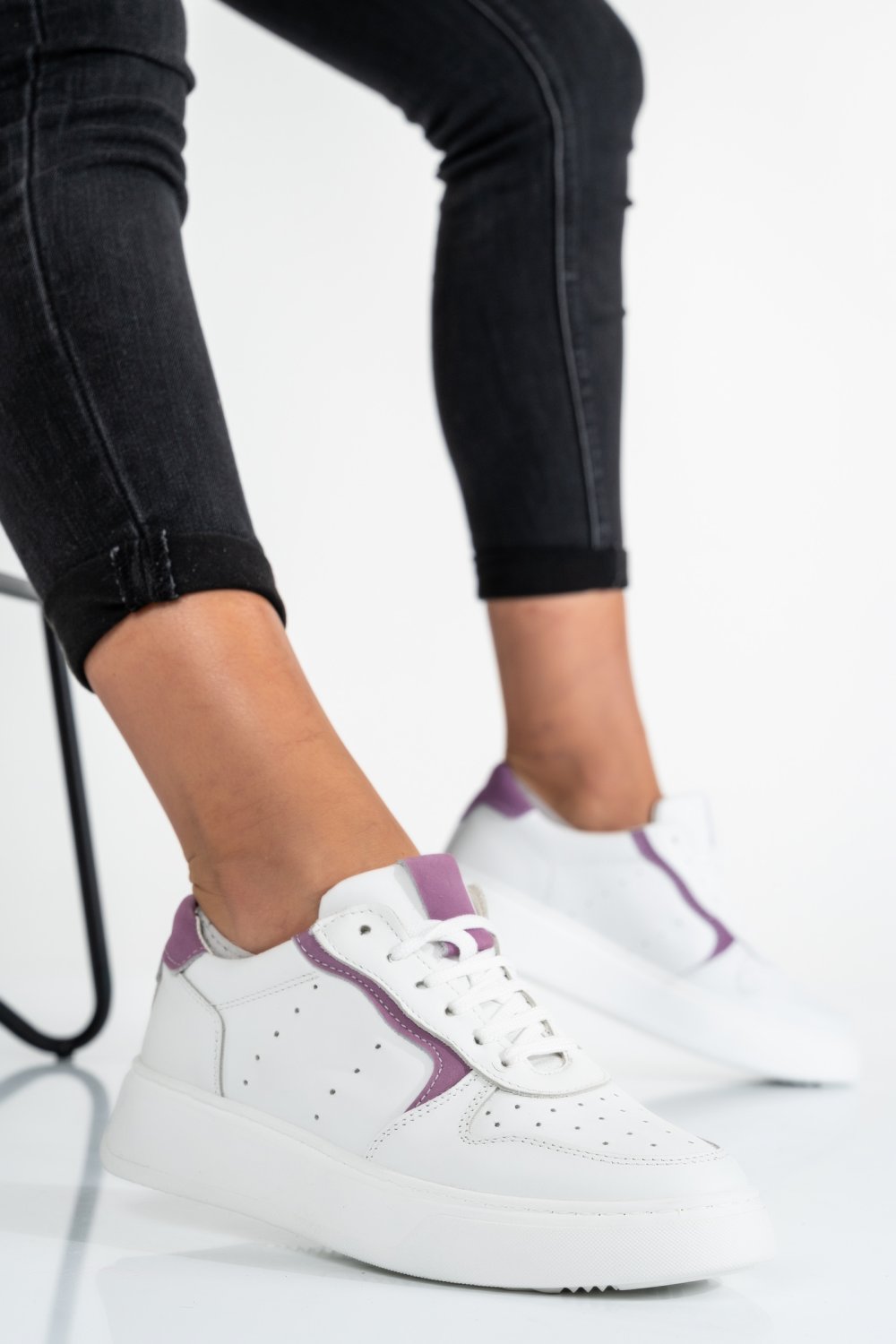 PANTOFI SPORT ALB MOV PIELE NATURALA 2S77021