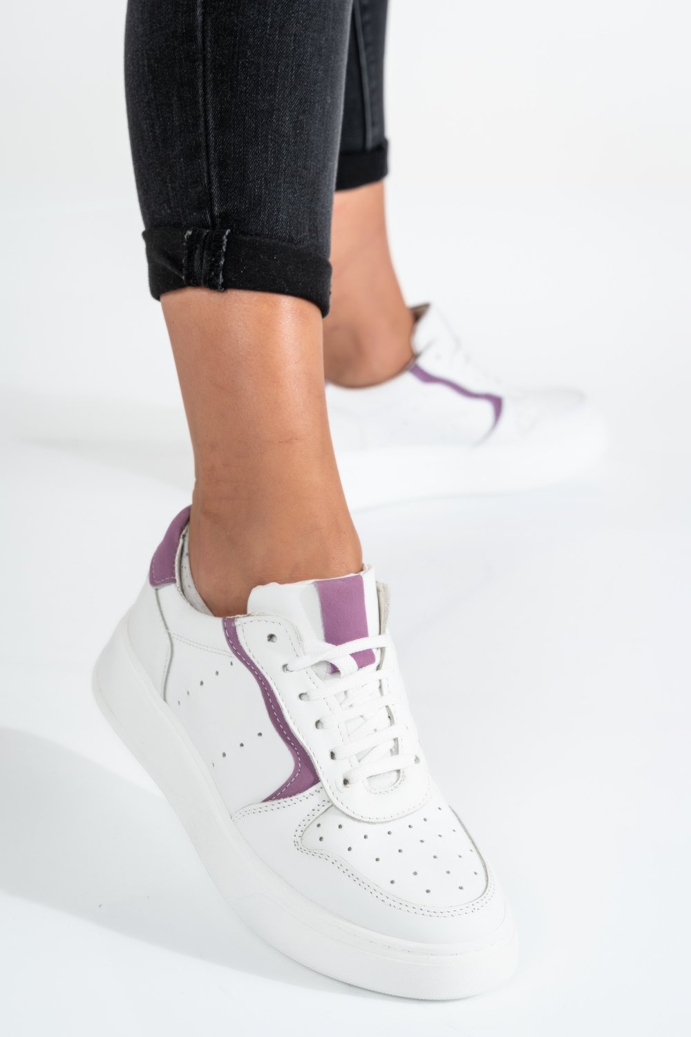 PANTOFI SPORT ALB MOV PIELE NATURALA 2S77021