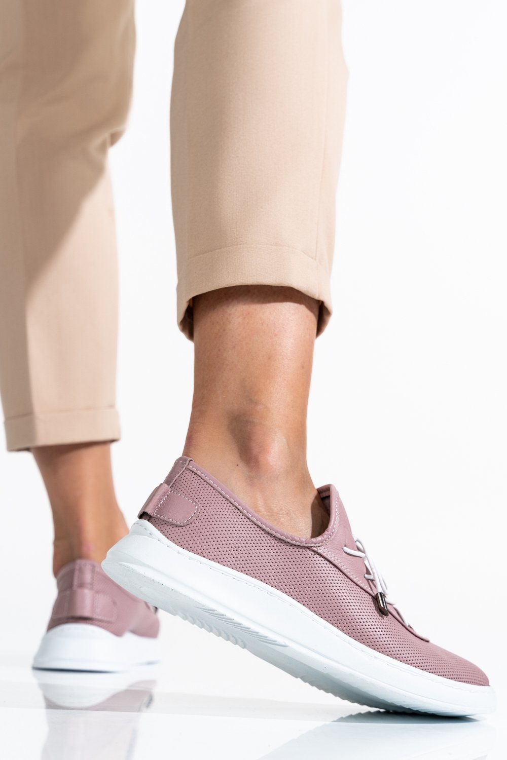 PANTOFI MOV PIELE NATURALA AKD23039