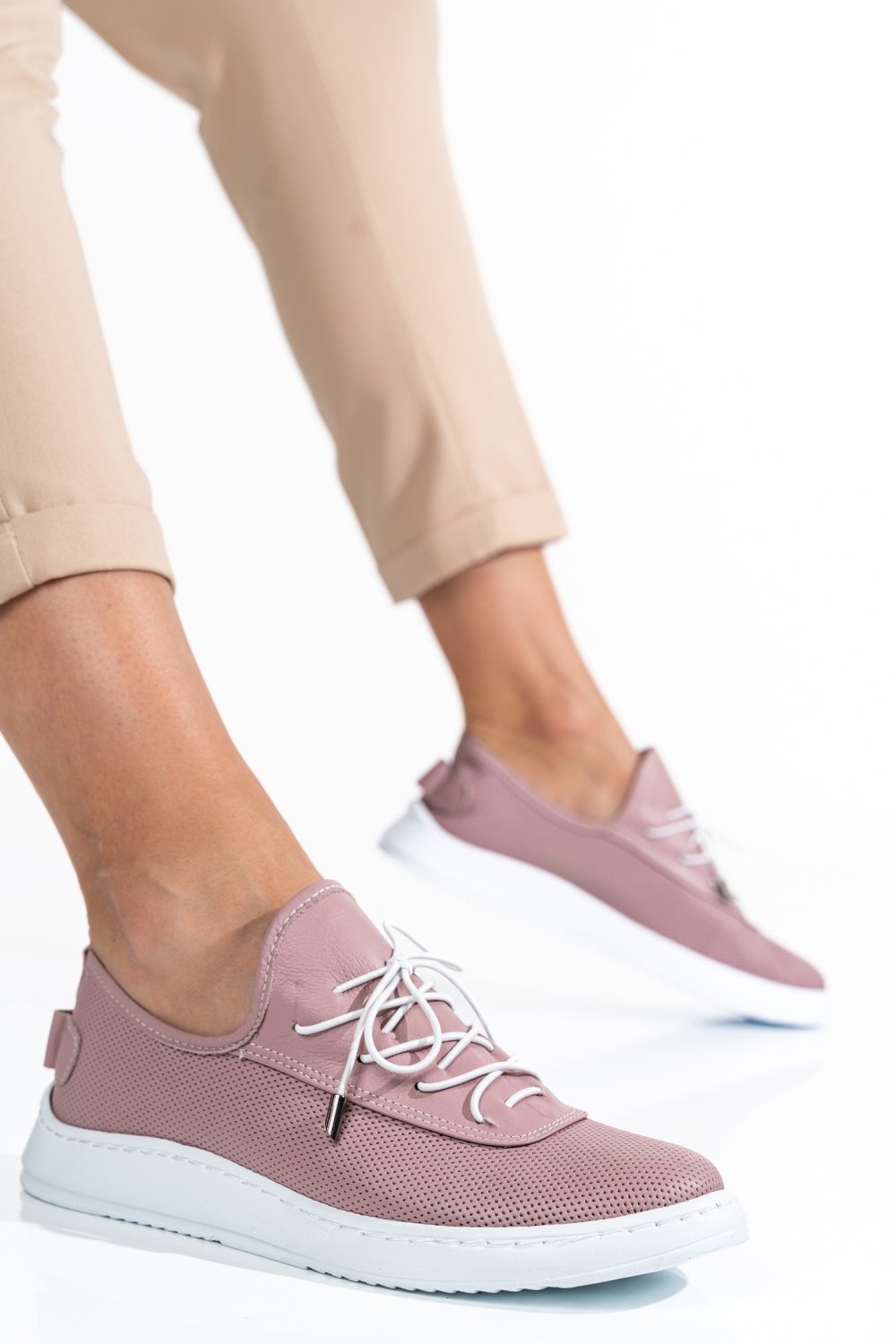 PANTOFI MOV PIELE NATURALA AKD23039