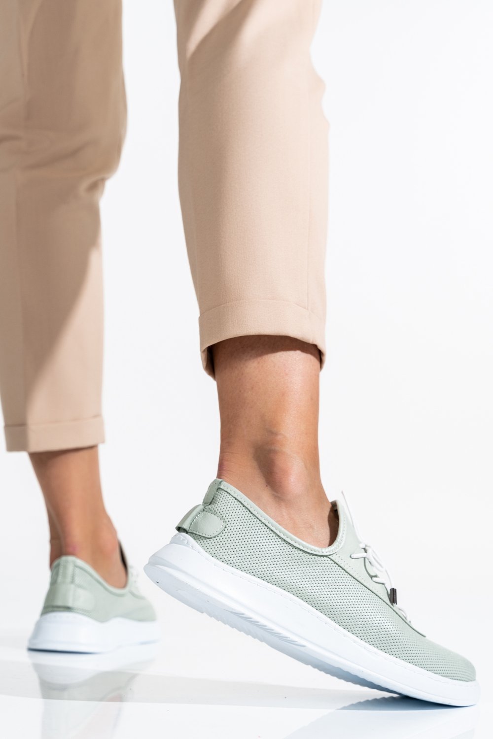 PANTOFI OLIVE PIELE NATURALA AKD23039