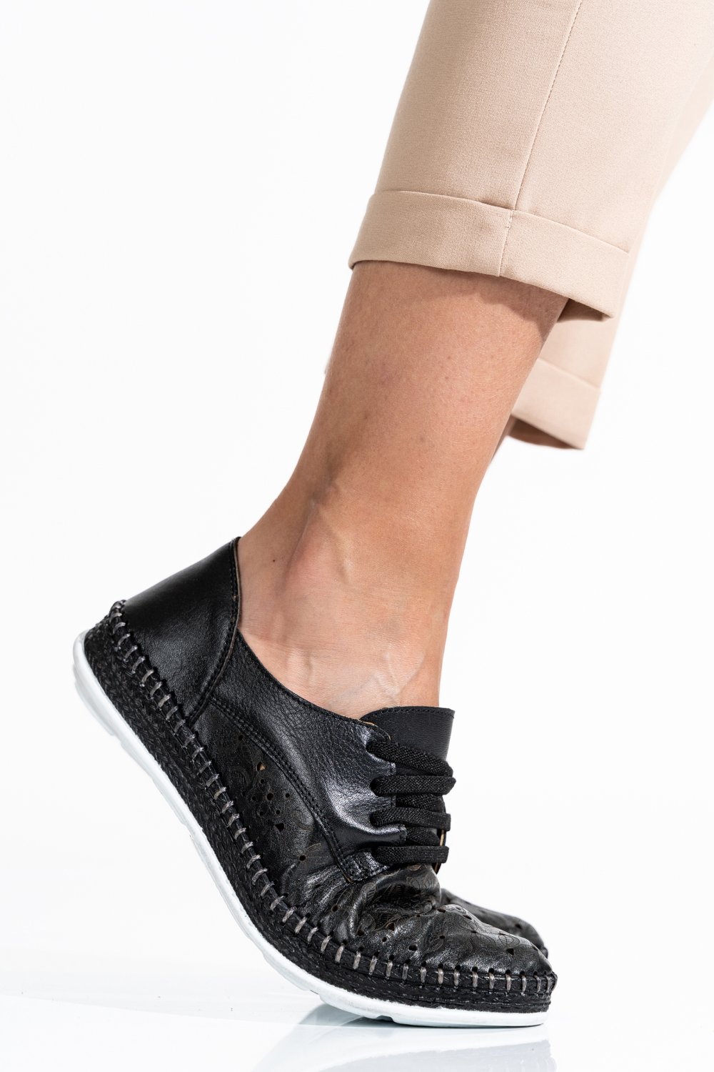 PANTOFI NEGRI PIELE NATURALA APCKG02