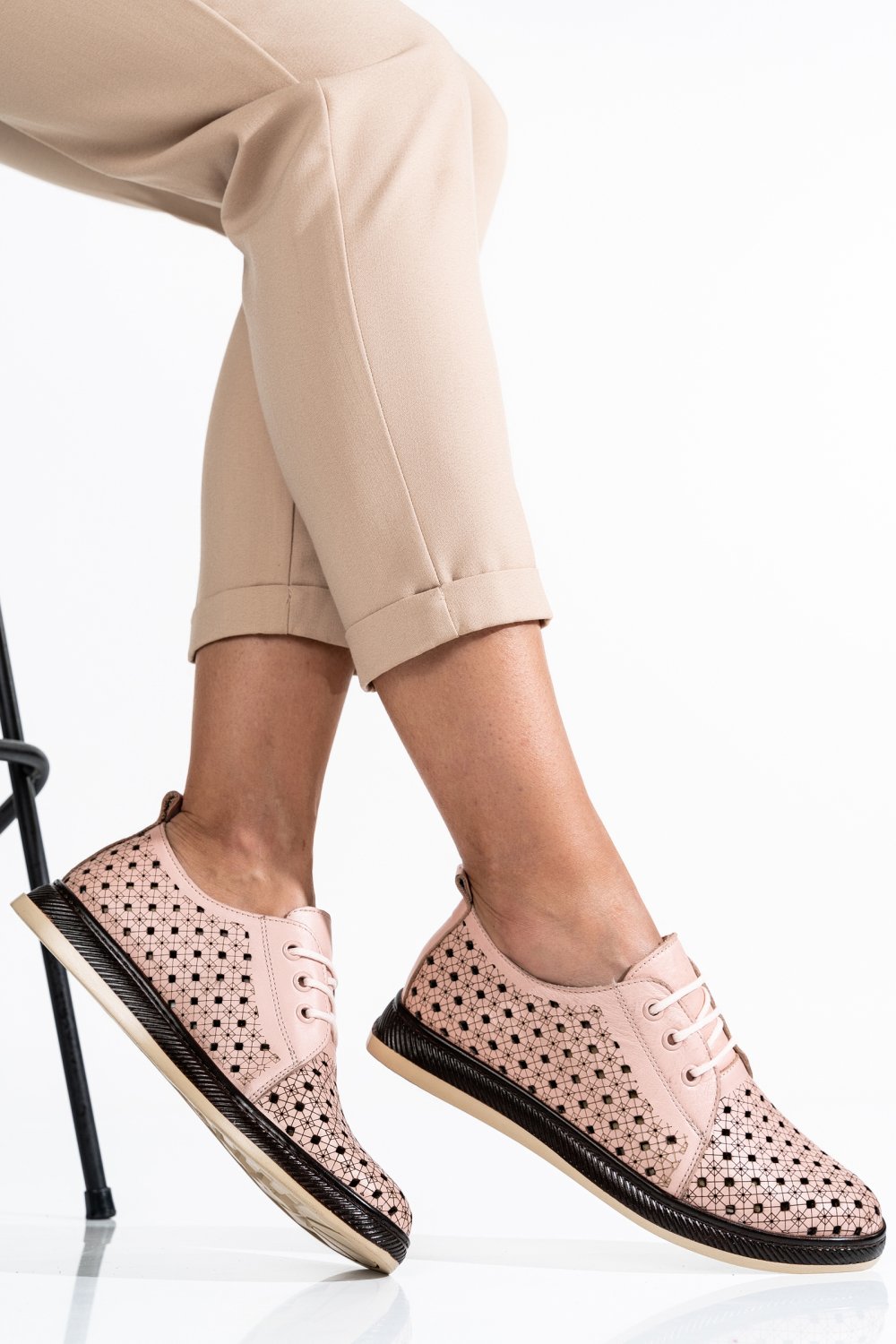 PANTOFI ROZ PIELE NATURALA APCK990