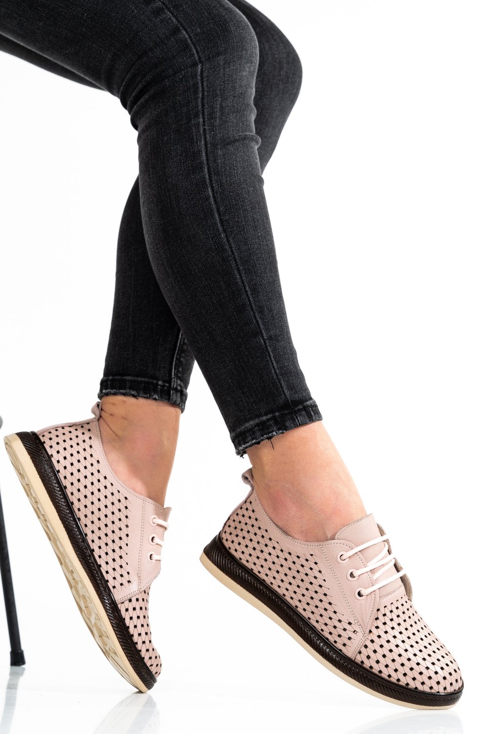 PANTOFI ROZ PIELE NATURALA APCK660