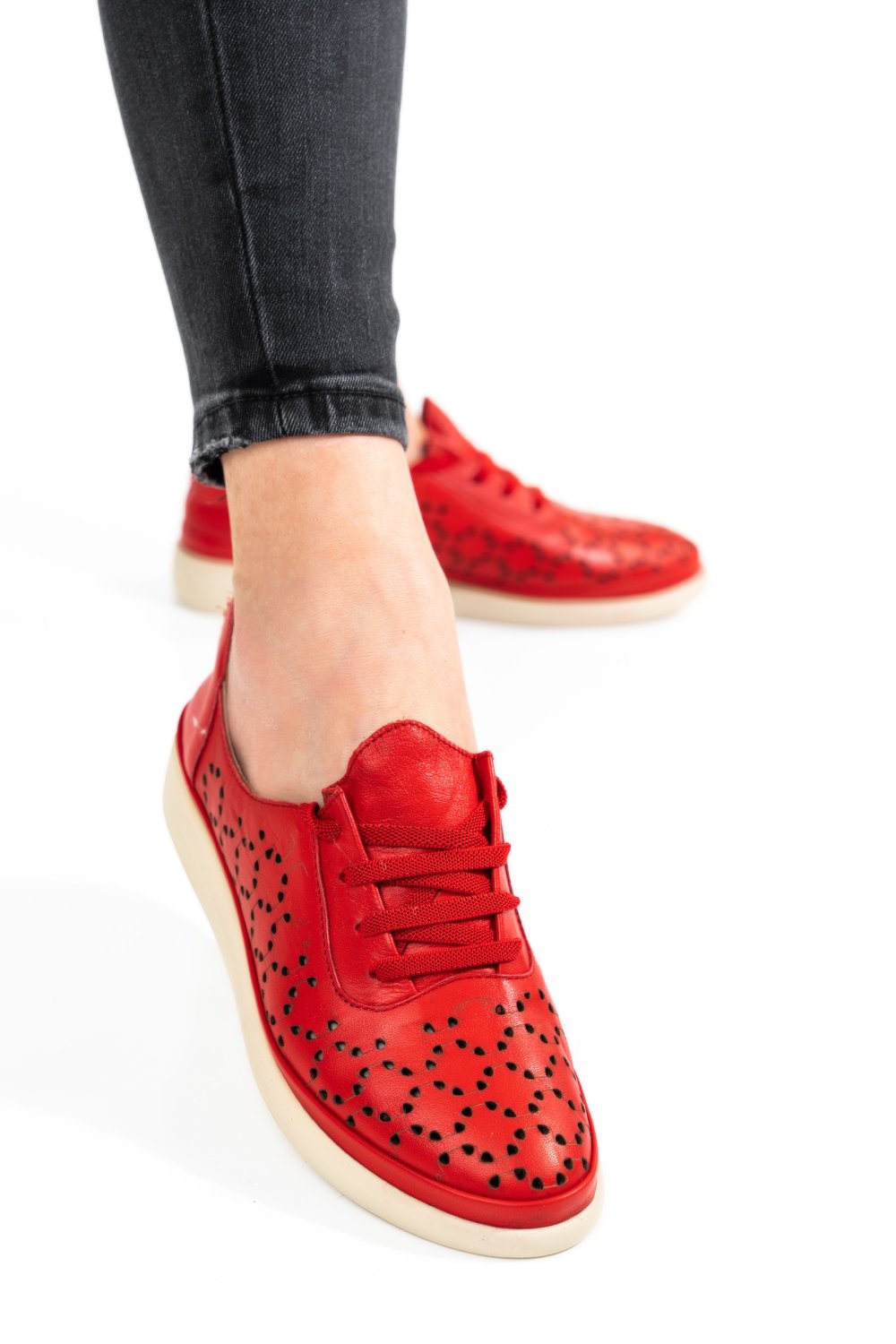 PANTOFI ROSII PIELE NATURALA APCKD02