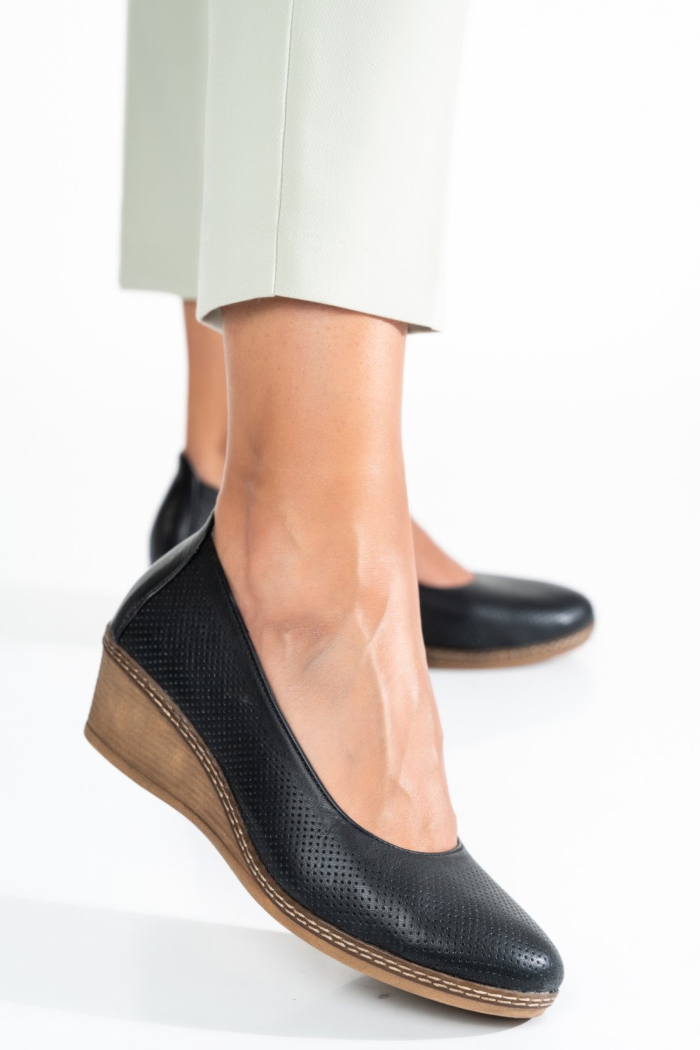 PANTOFI NEGRI PIELE NATURALA 1S77084