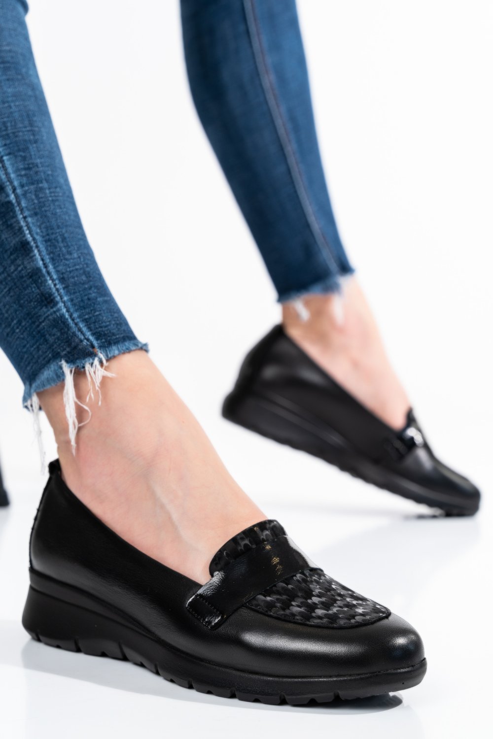 PANTOFI NEGRI PIELE NATURALA 231695NP