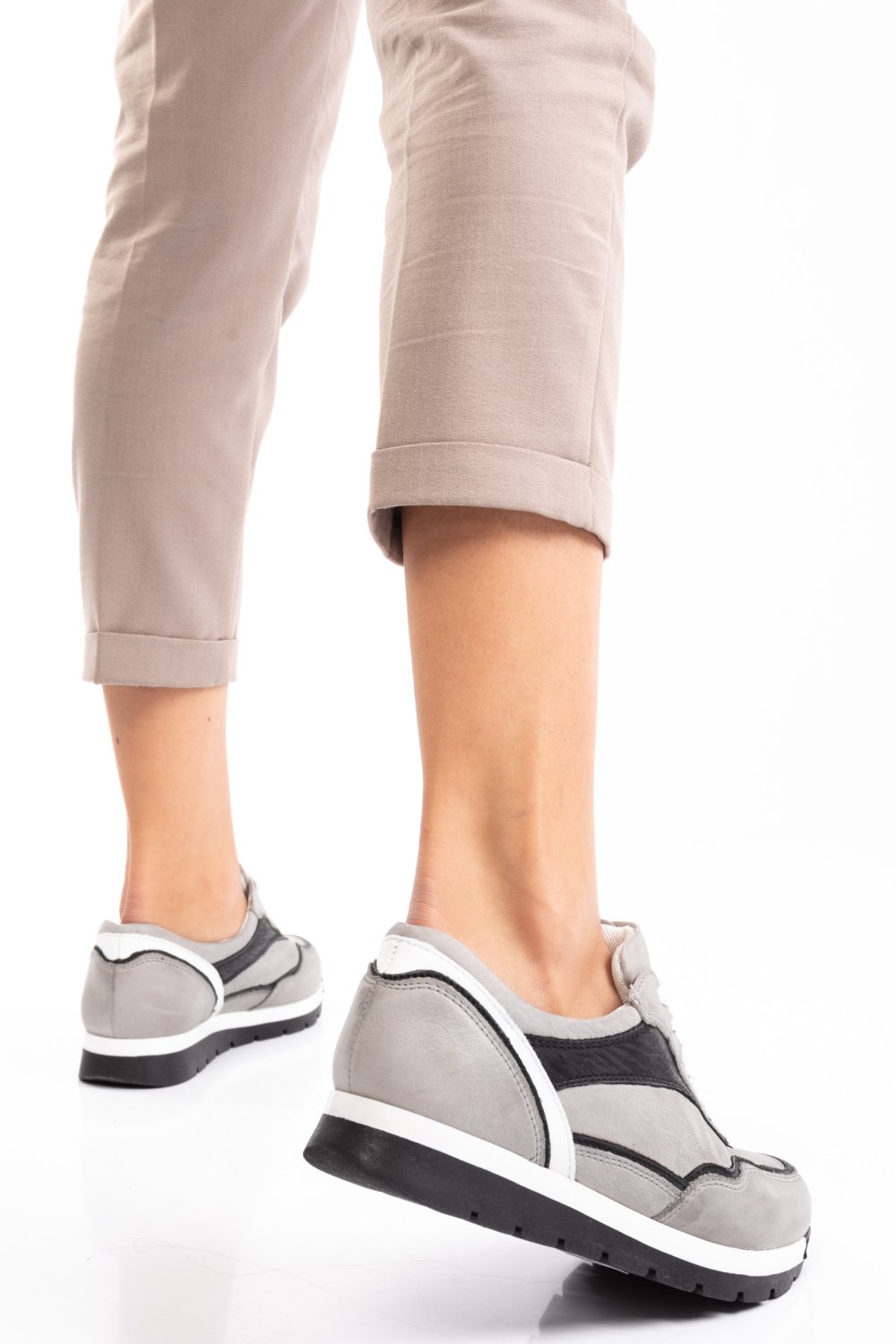 PANTOFI SPORT GRI PIELE NATURALA 3S7755265