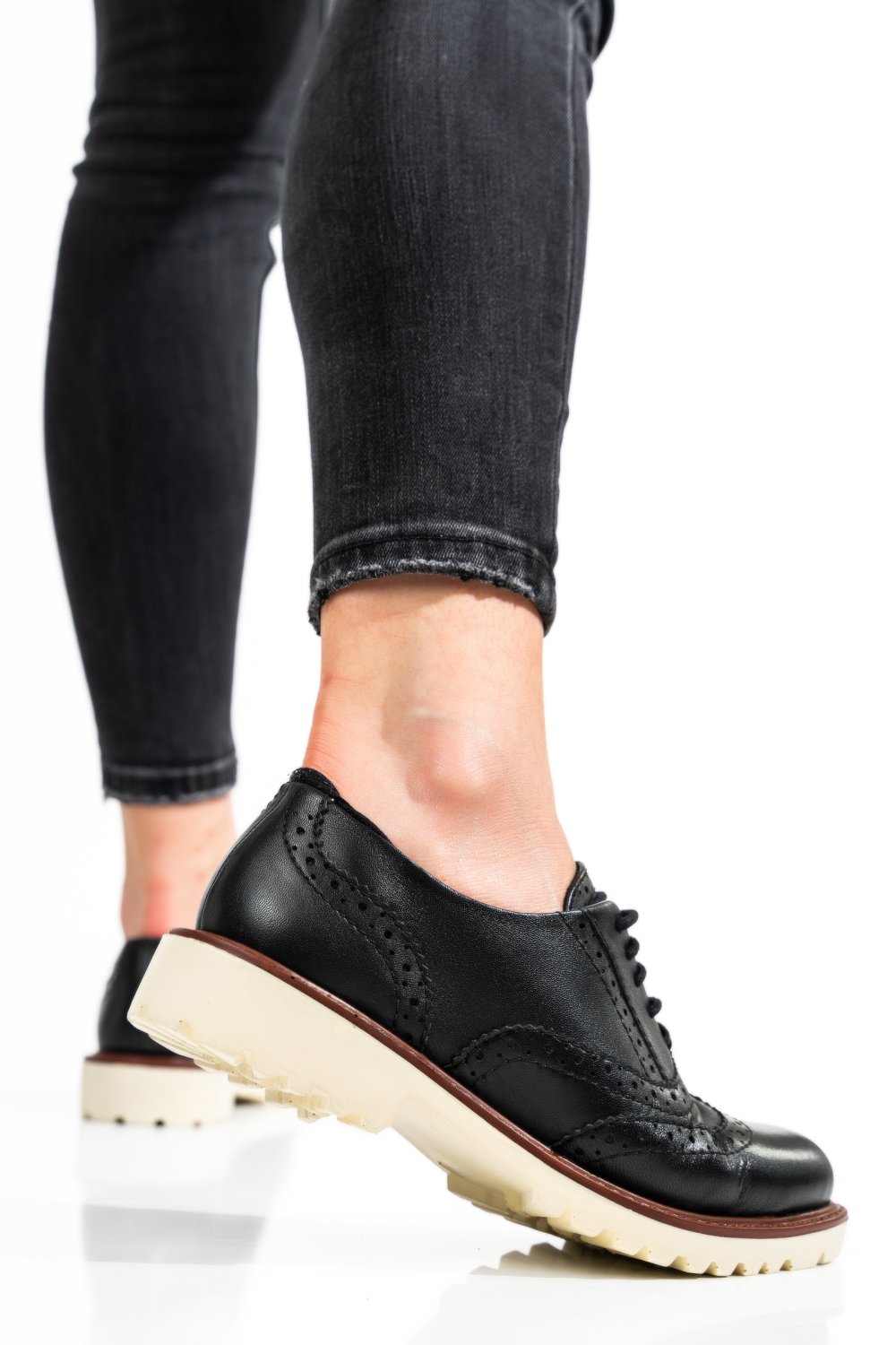 PANTOFI NEGRI PIELE NATURALA 8S77877