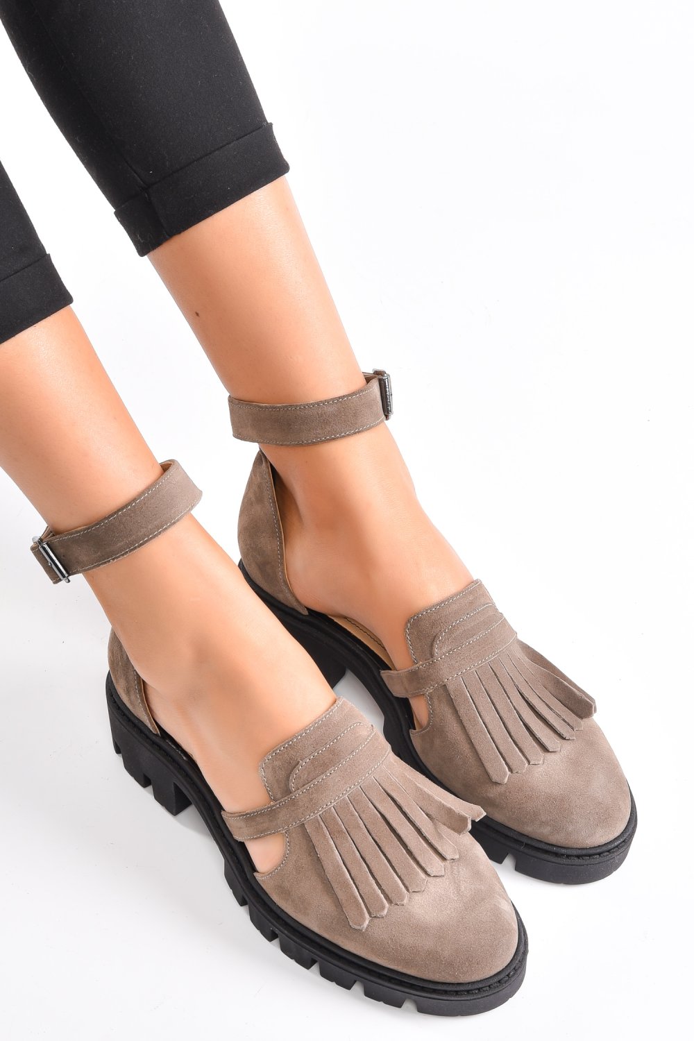 GHETE SPORT GRI PIELE NATURALA INTOARSA 2S77005