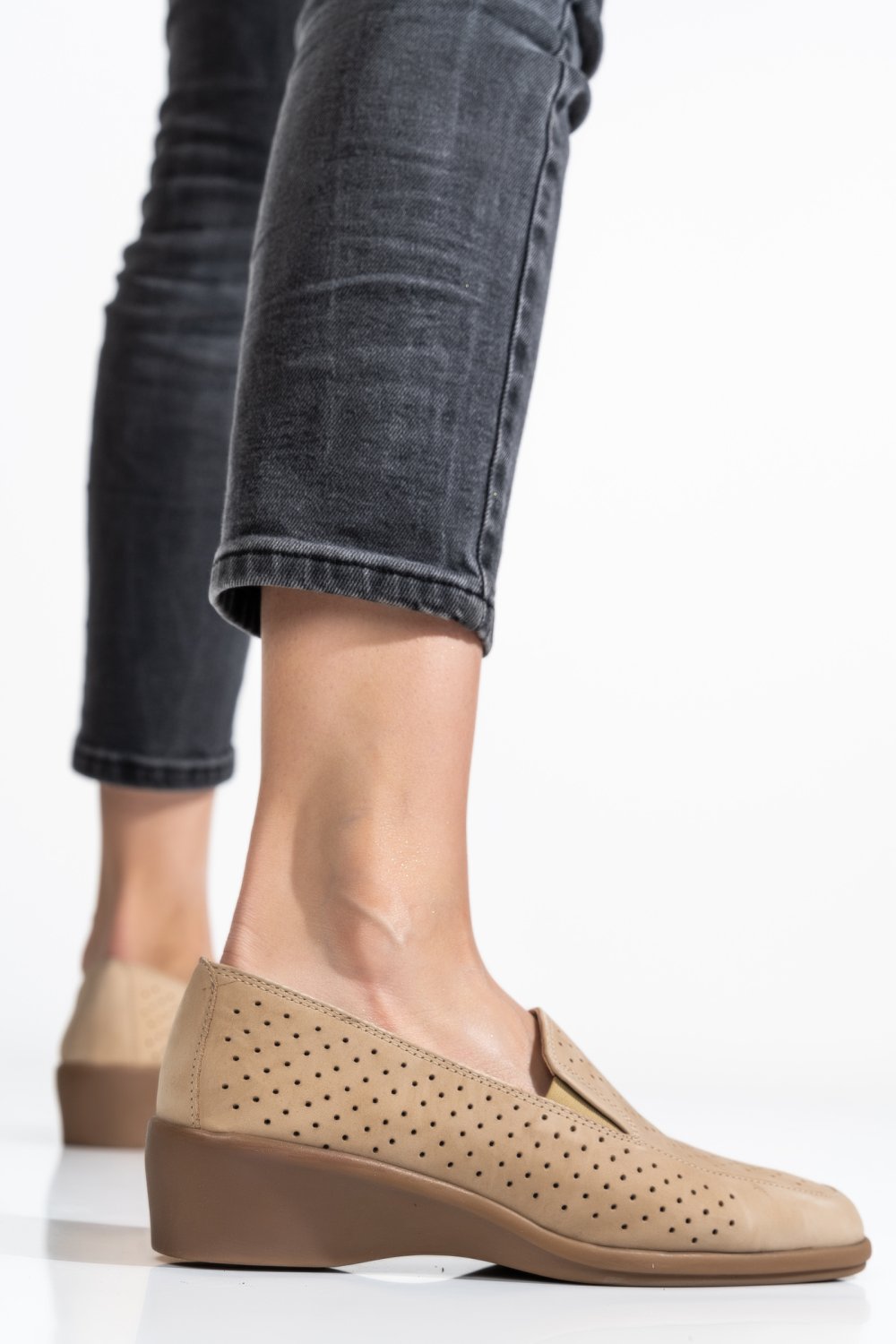 PANTOFI BEJ PIELE NATURALA LS77OLA1