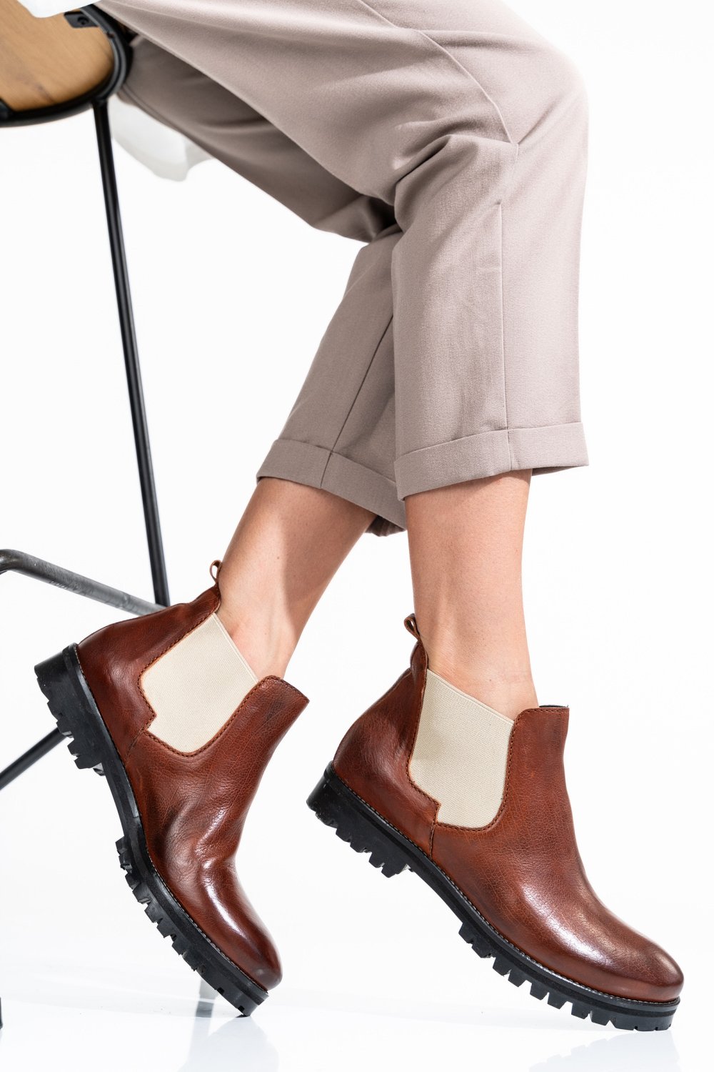 GHETE FEMEI PIELE NATURALA MARO 46-673-130