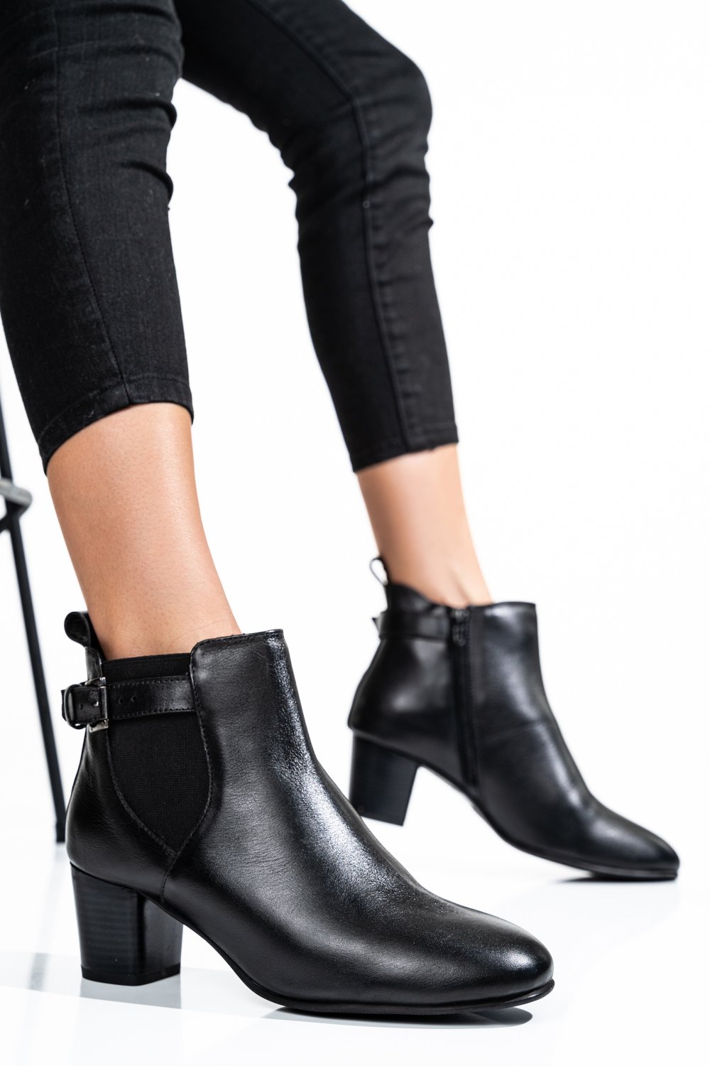 GHETE DAMA PIELE NATURALA NEGRE TOC MIC 8S77788