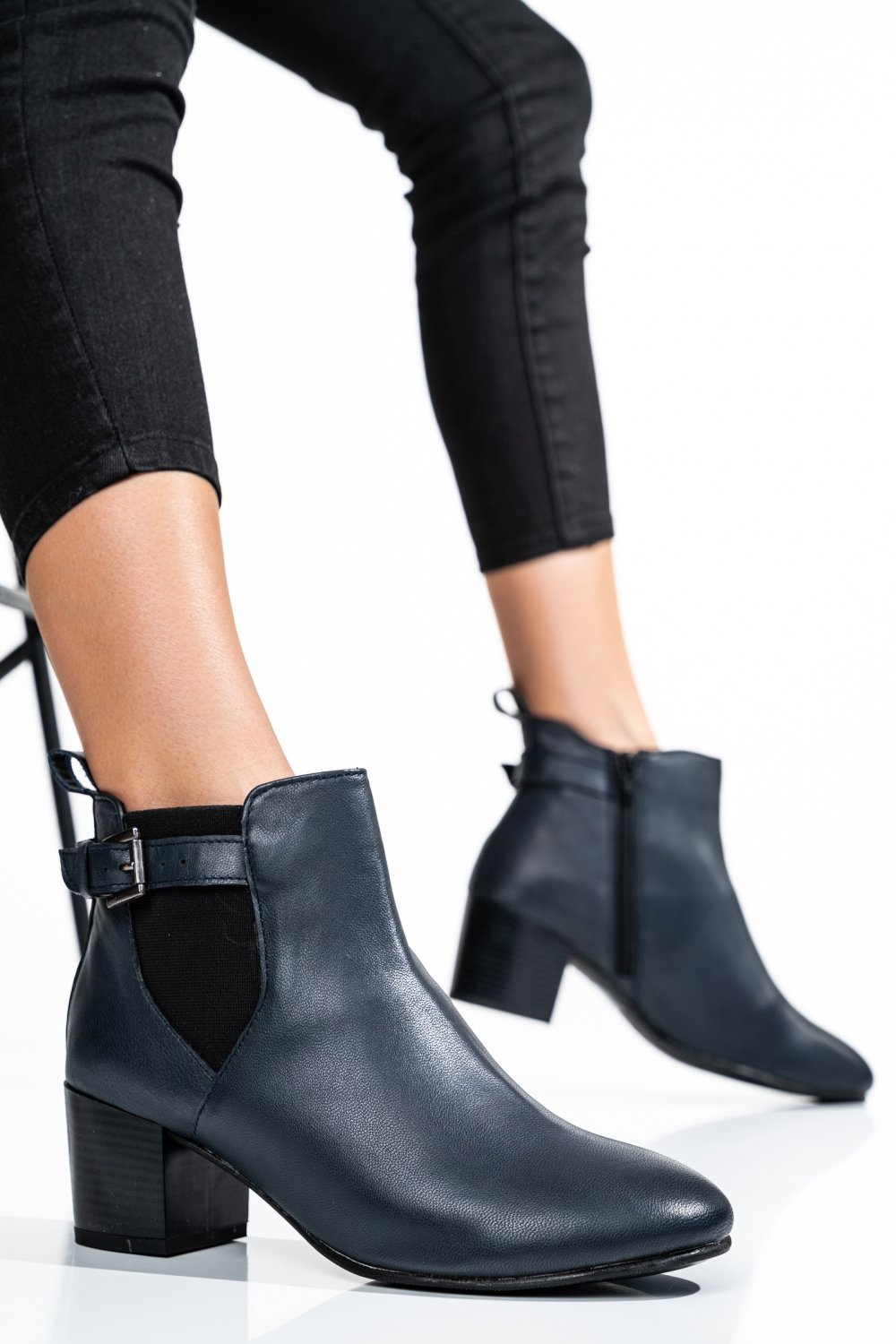 GHETE BLEUMARIN PIELE NATURALA 8S77788