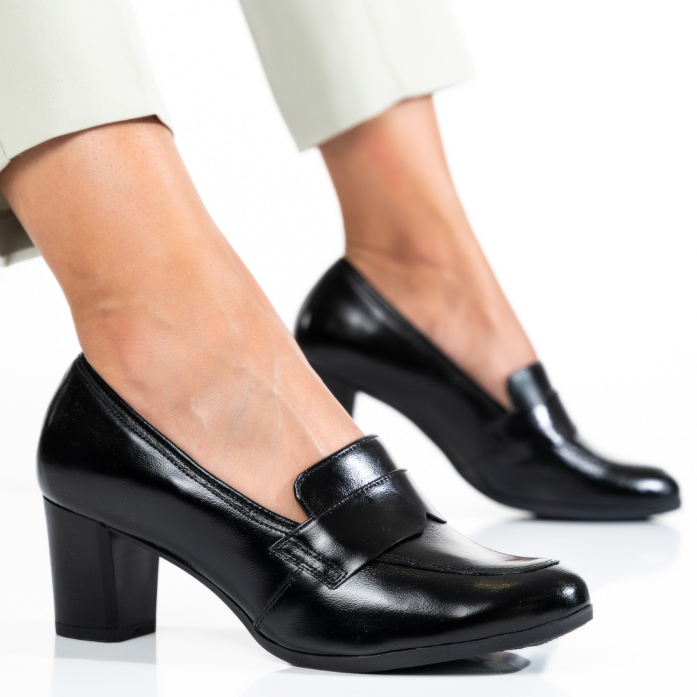 PANTOFI NEGRI PIELE NATURALA 8SP904
