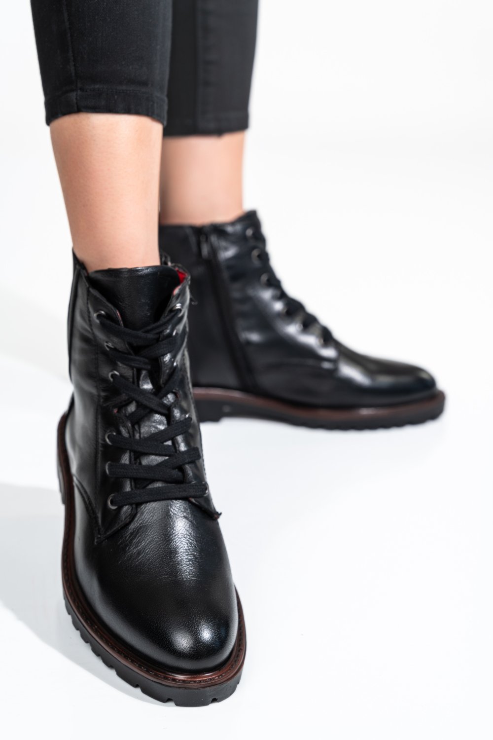 GHETE DAMA DE IARNA PIELE NATURALA NEGRE CAPTUSITE 8S77100
