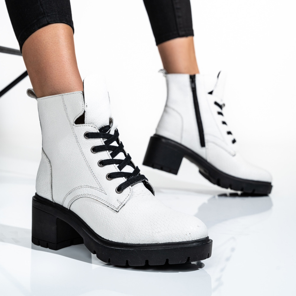 GHETE FEMEI  PIELE NATURALA ALBE CU TOC 1S770800