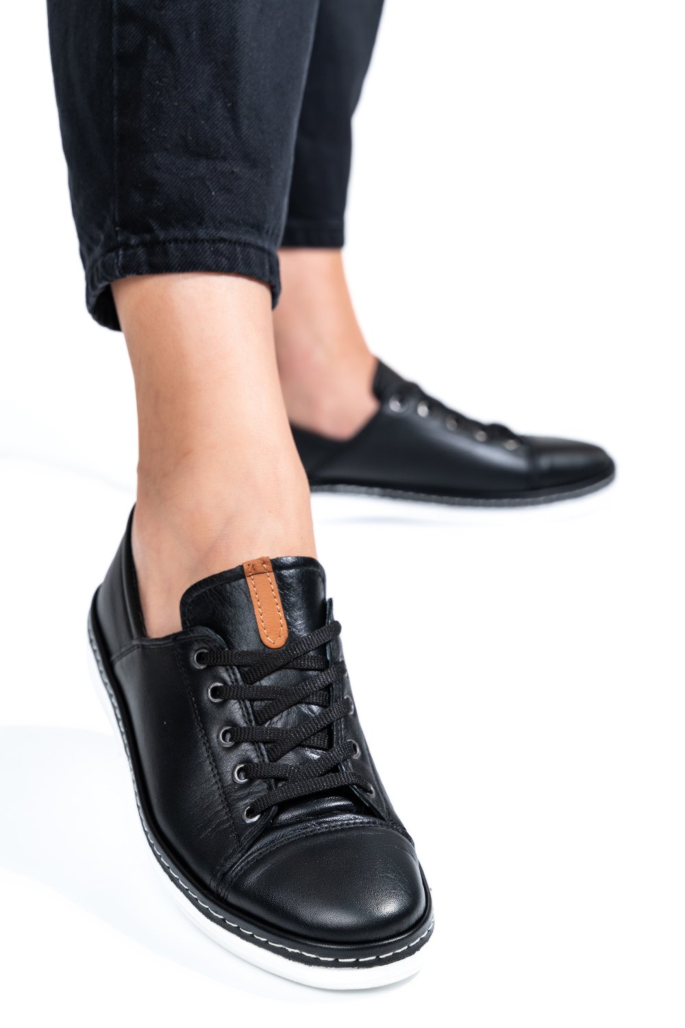 PANTOFI SPORT NEGRI PIELE NATURALA ASPKD001