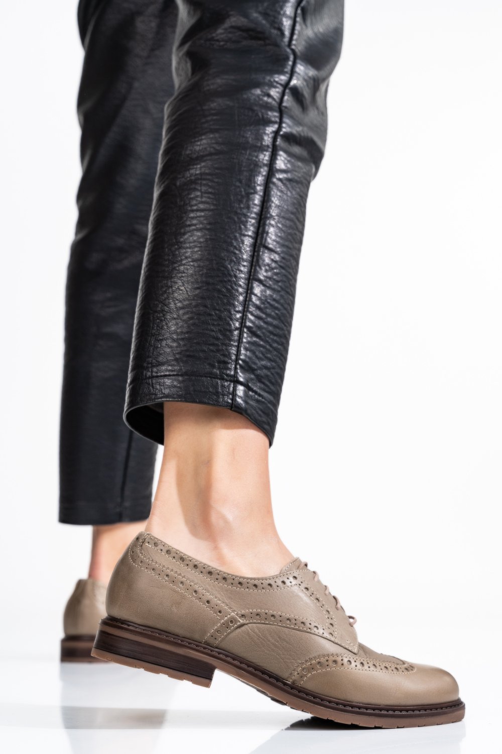 PANTOFI CASUAL DAMA PIELE NATURALA GRI 5S77671