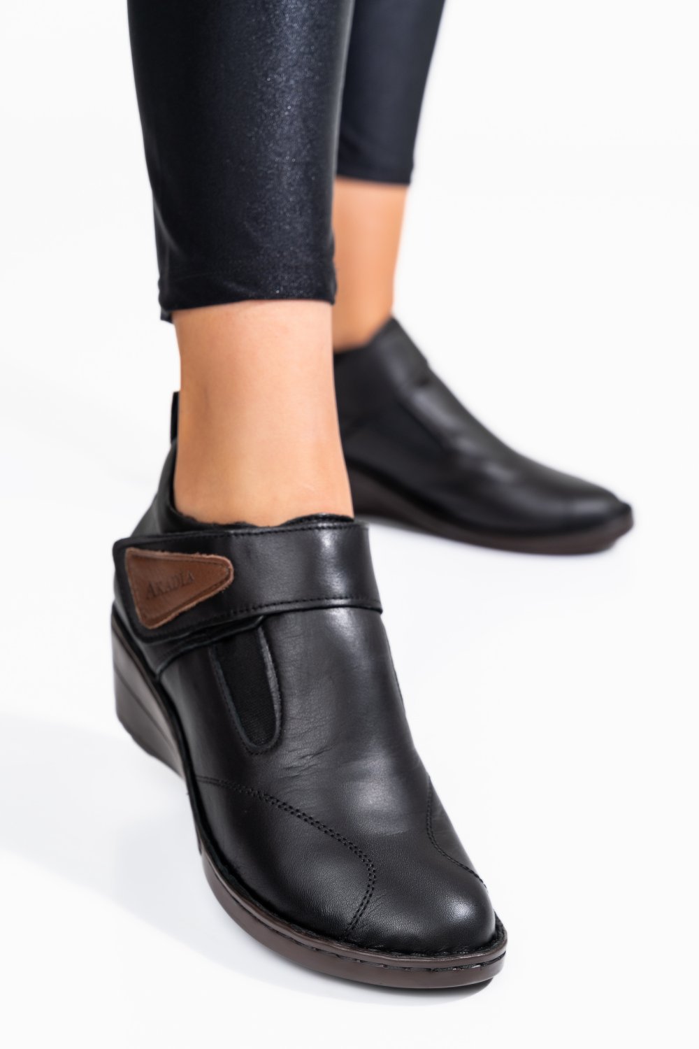 GHETE NEGRE PIELE NATURALA APCKA4050