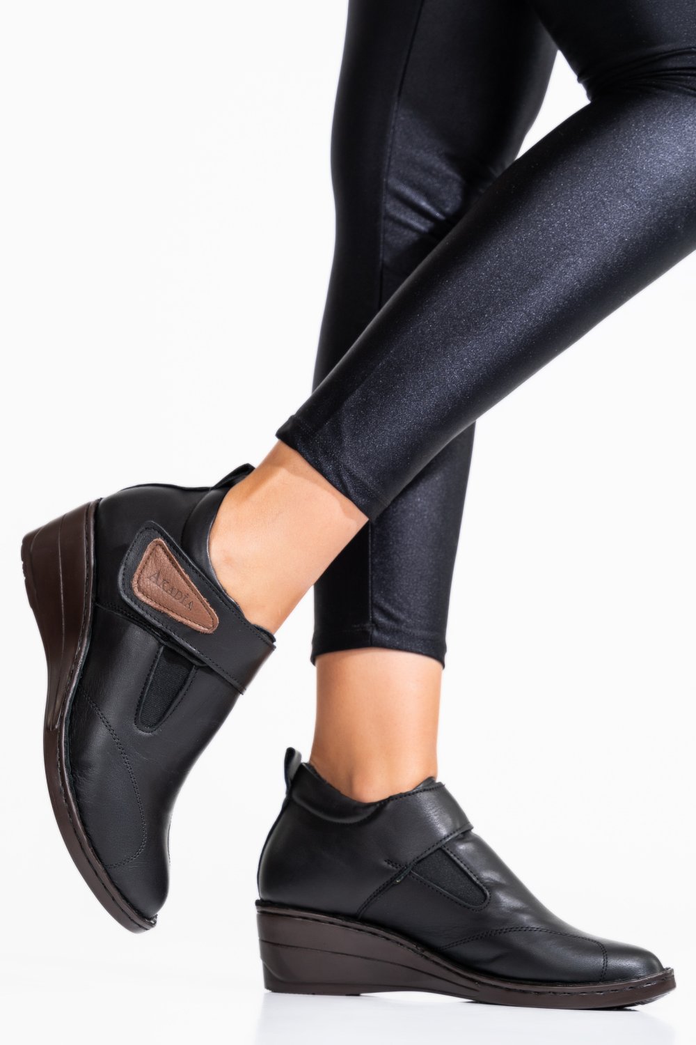 GHETE NEGRE PIELE NATURALA APCKA4050