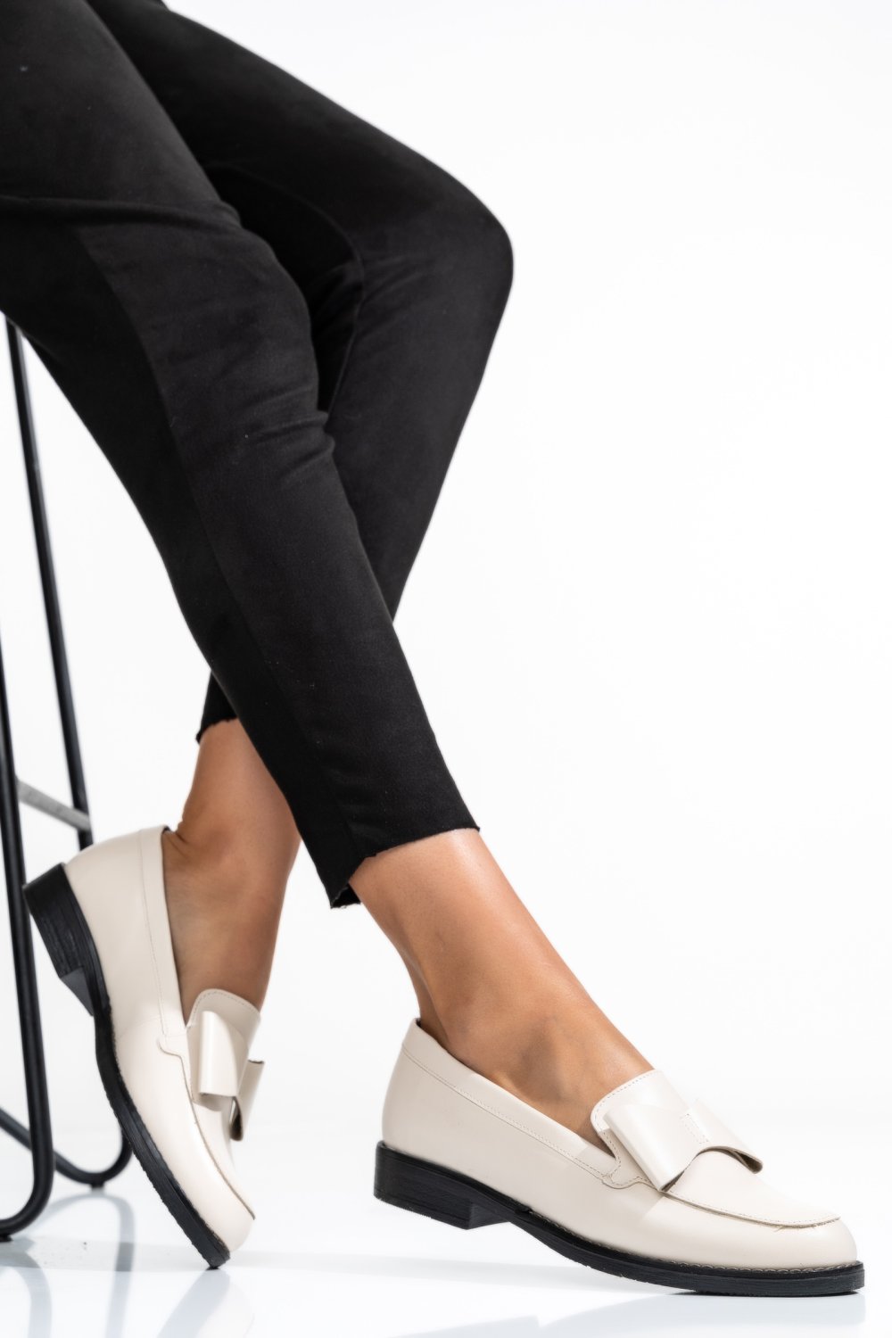 MOCASINI BEJ PIELE NATURALA 2S77110