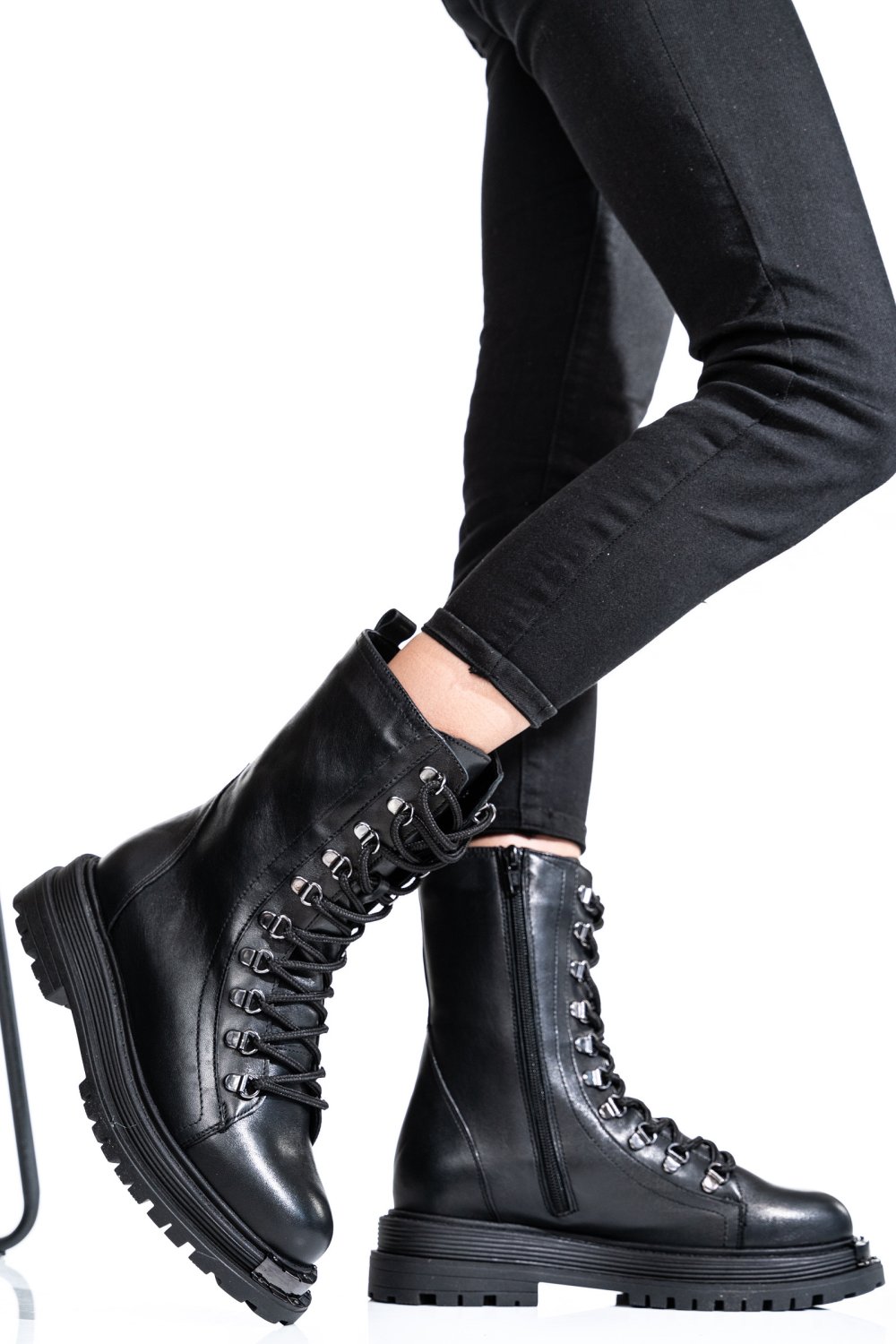 GHETE FEMEI PIELE NATURALA NEGRE 2S7732-037NP