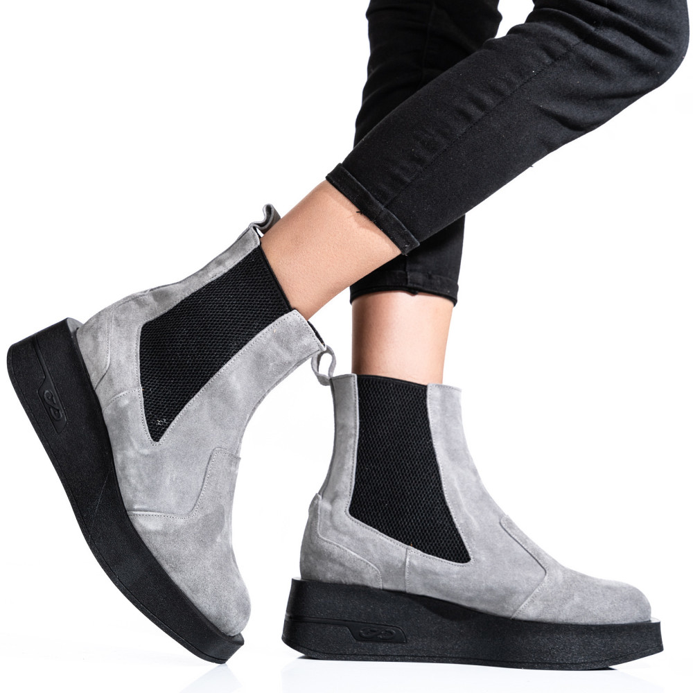 GHETE DAMA IMBLANITE PIELE NATURALA INTOARSA GRI 2S7700