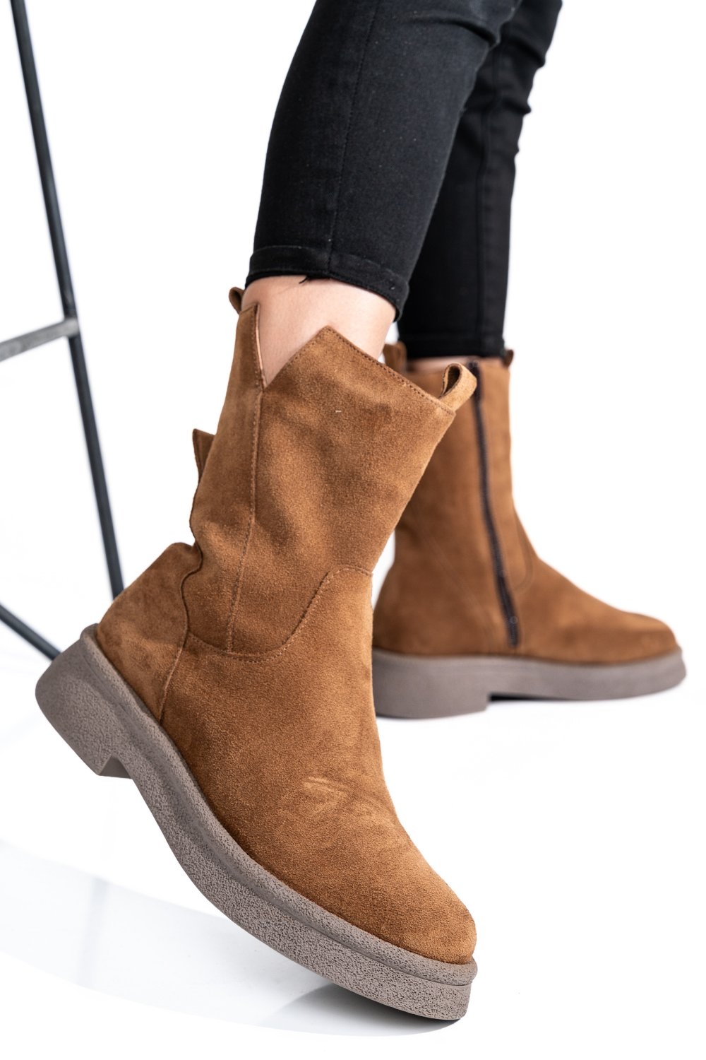 GHETE DAMA IMBLANITE PIELE NATURALA INTOARSA CAMEL 2S7732-051SP