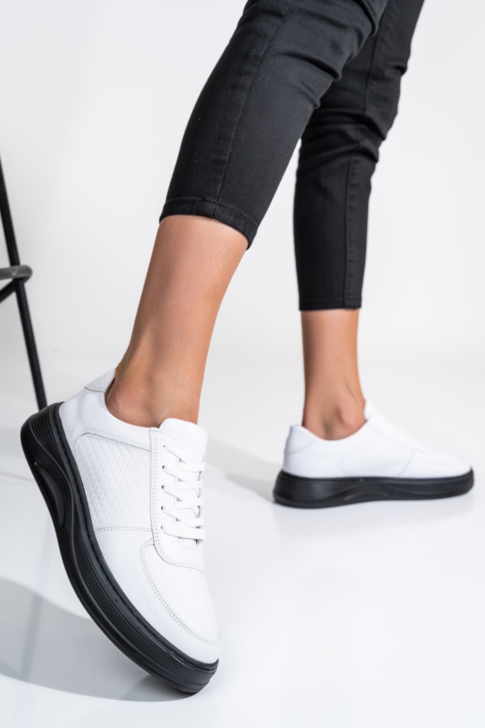 PANTOFI ALBI PIELE NATURALA APCKD330