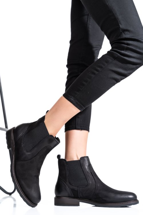 Ghete dama captusite  piele naturala negre 6s77486