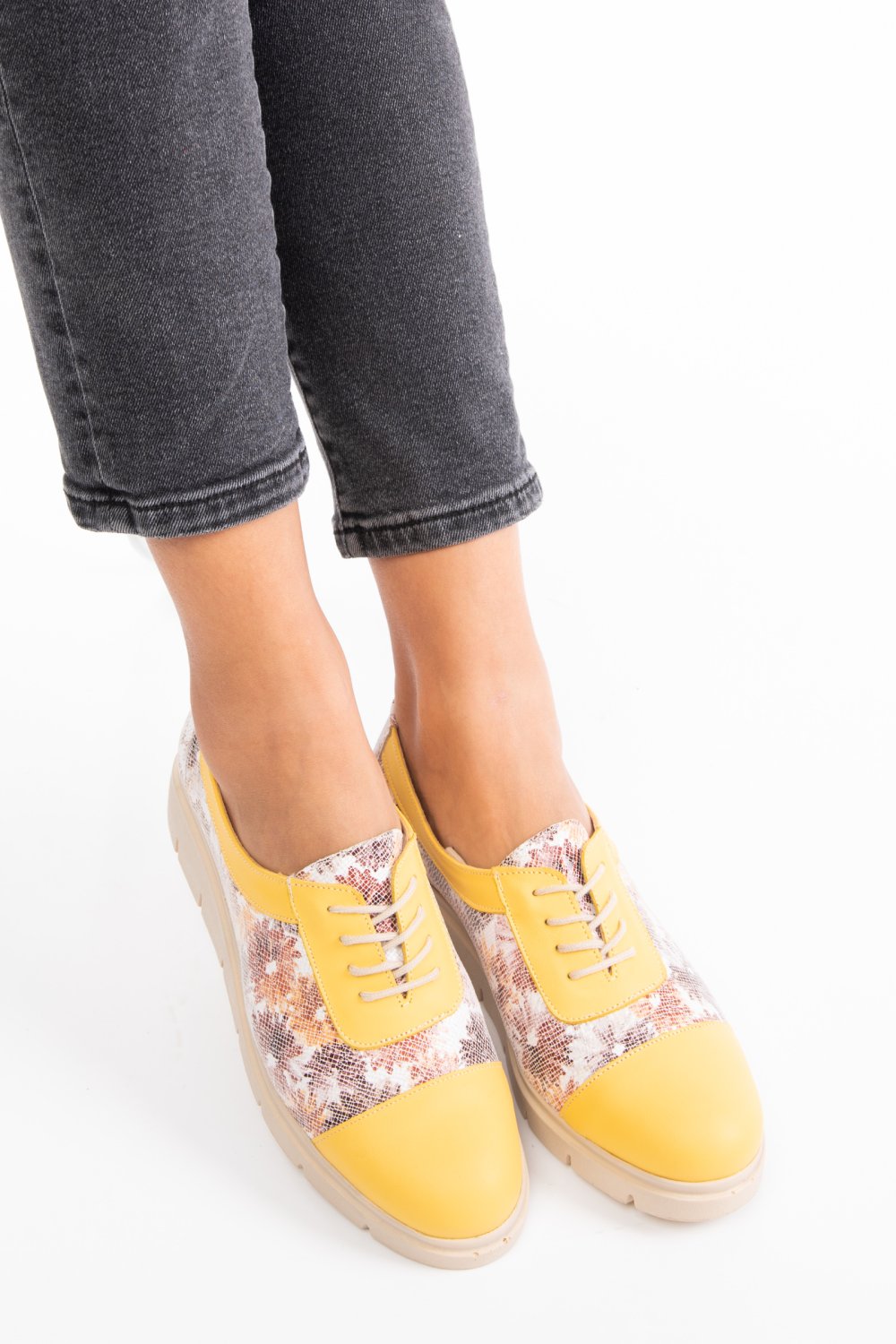 PANTOFI GALBENI PIELE NATURALA 2S77031