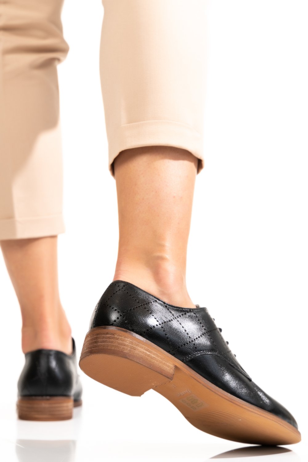 PANTOFI CASUAL FEMEI PIELE NATURALA NEGRI 8S77888