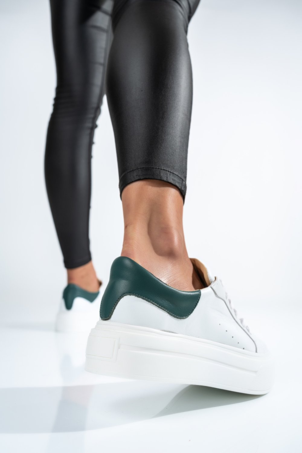 PANTOFI SPORT DAMA PIELE NATURALA  ALB VERDE  3S77001B